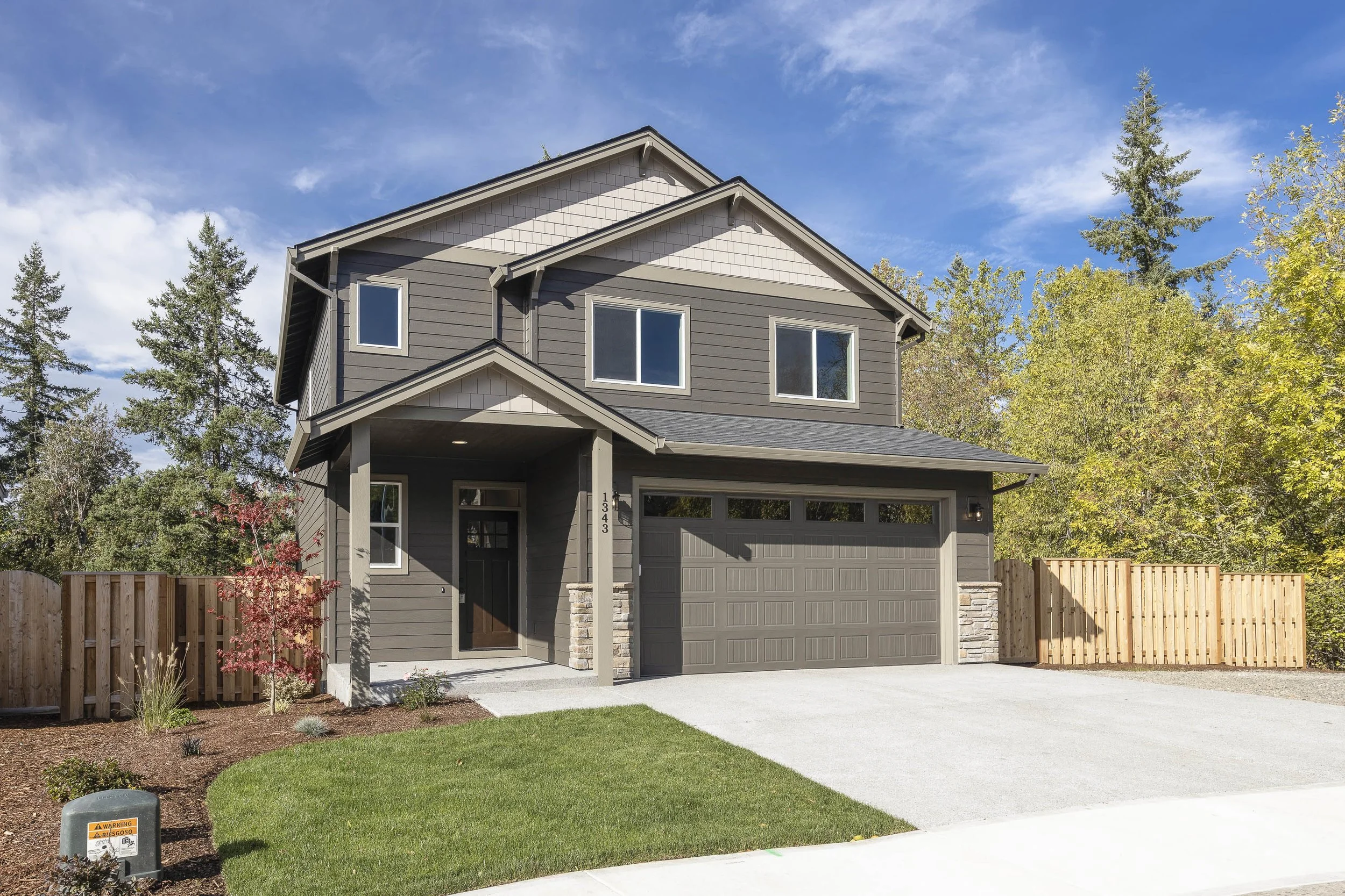 1343 NE Henderson Terr, Estacada, OR-2.jpg