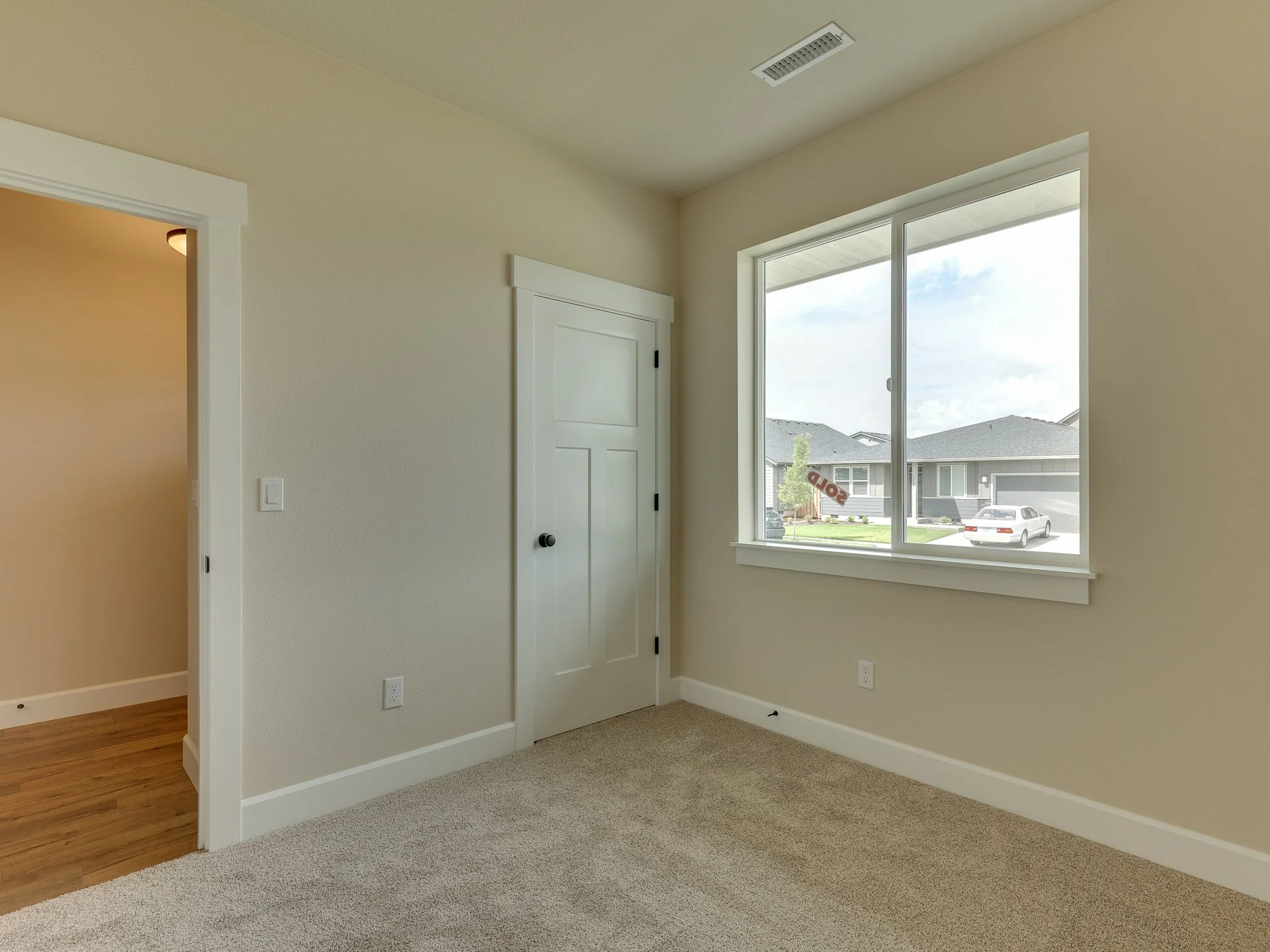 1723 NW 27th Ave - MLS-9.jpg