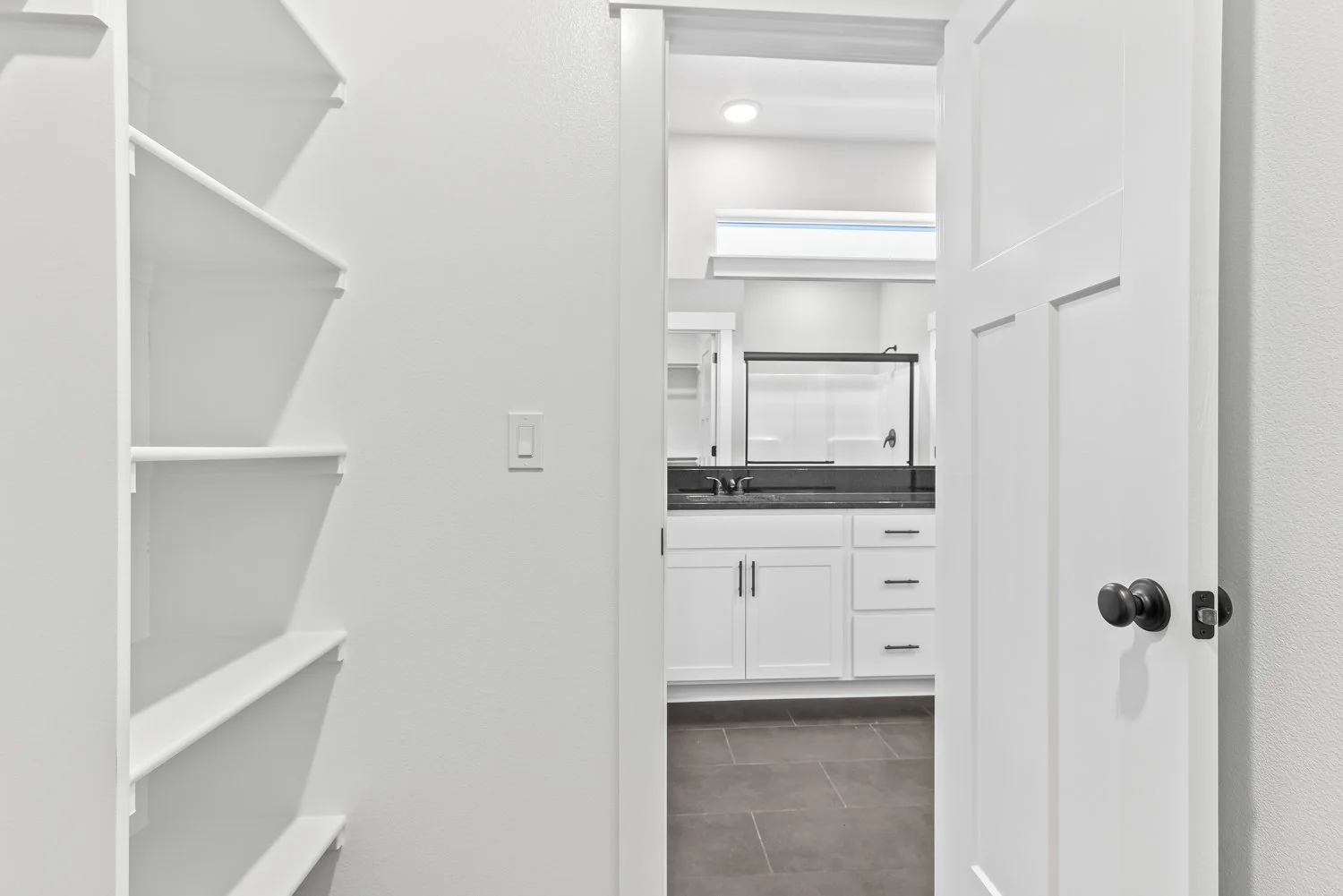 2804 NE Justus Ave - WEB-44.JPG