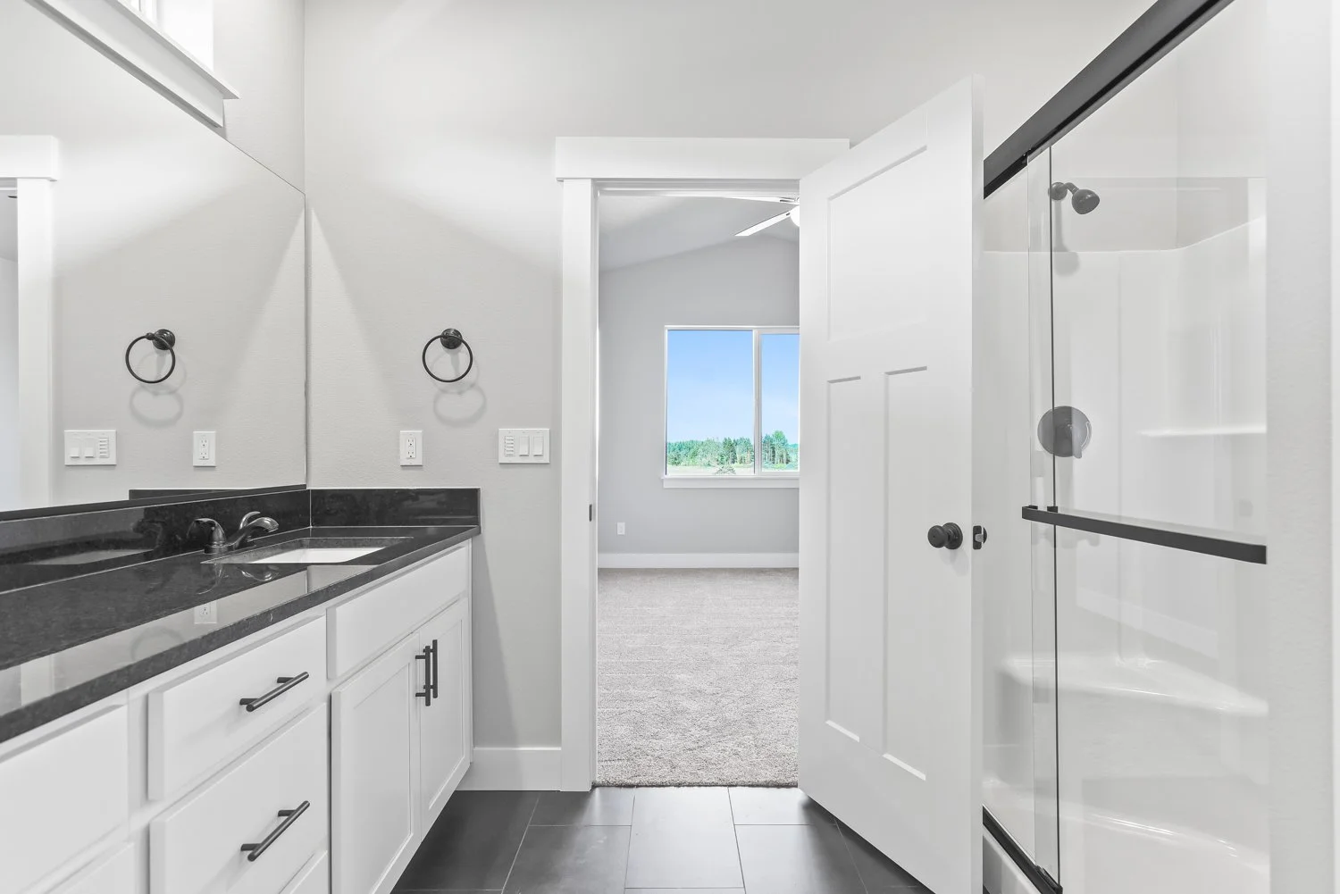 2804 NE Justus Ave - WEB-41.JPG