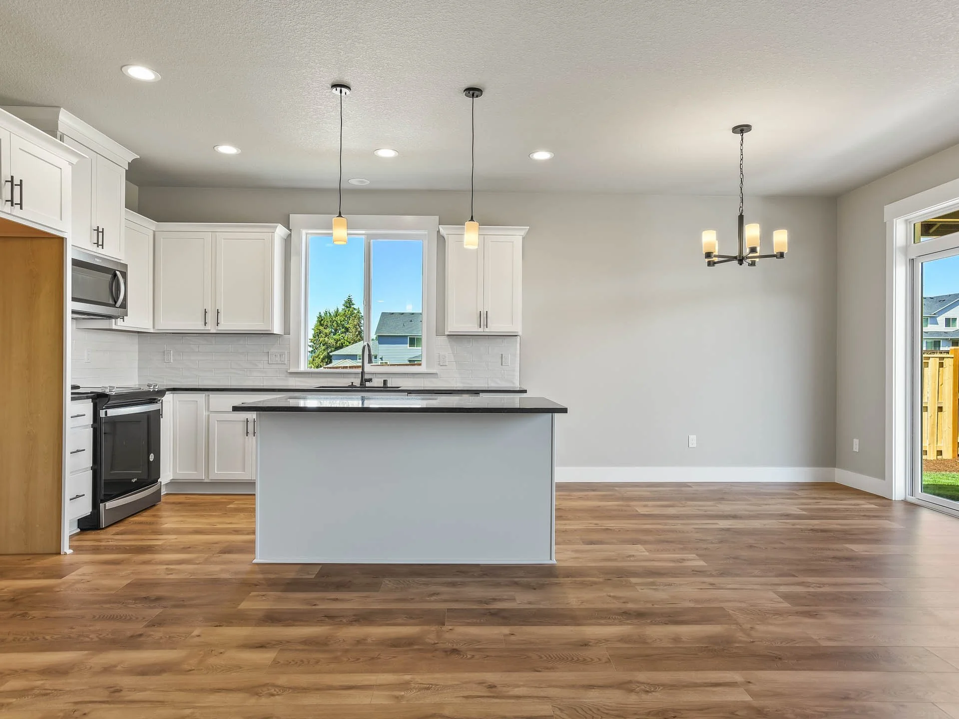 2009 E Badger Loop - MLS-27.jpg