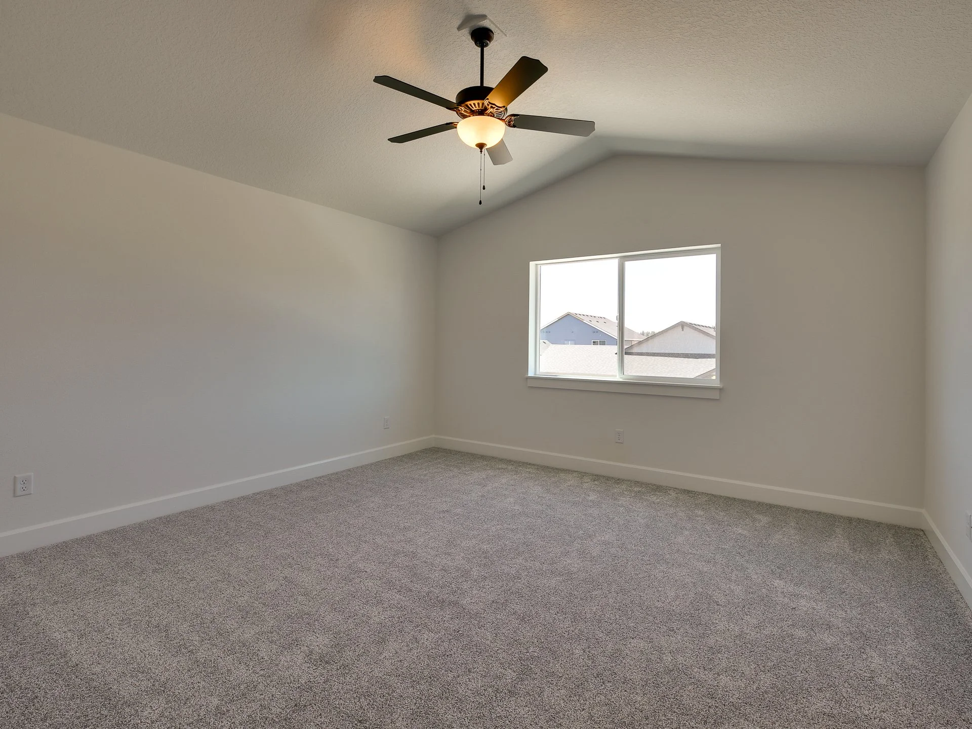 1719 NW 27th Ave - MLS-22.jpg