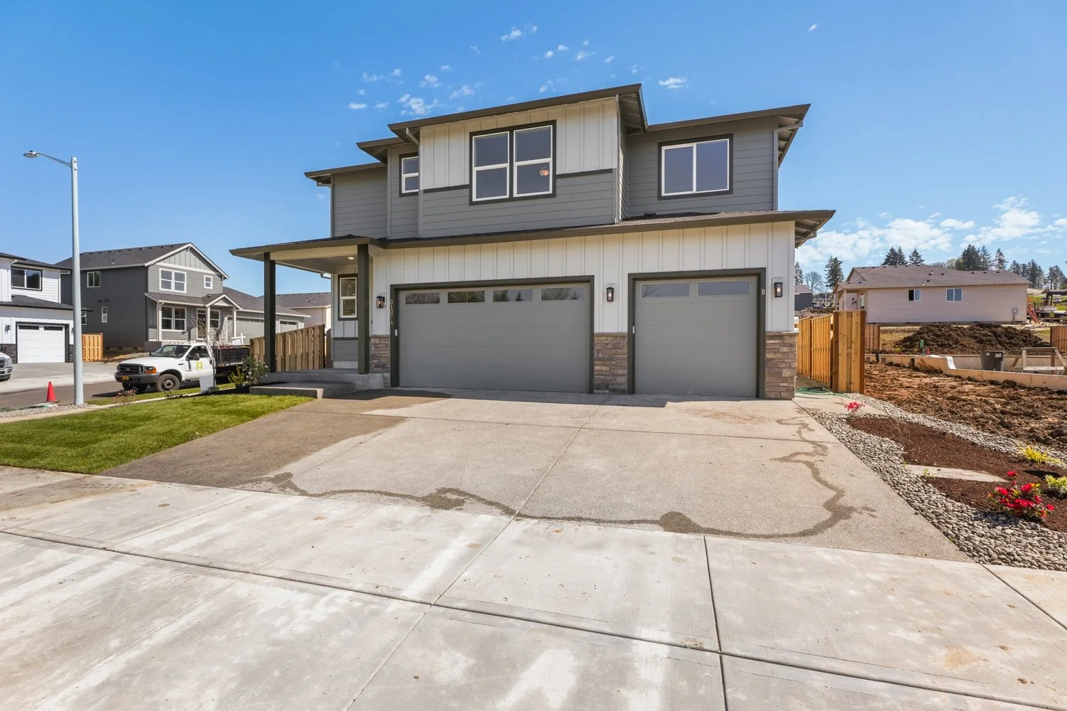 3107 NE Samson Ave - WEB-2.jpg