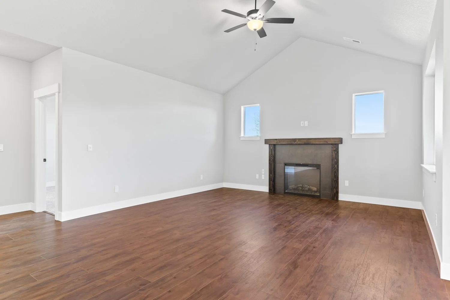 2804 NE Justus Ave - WEB-20.JPG
