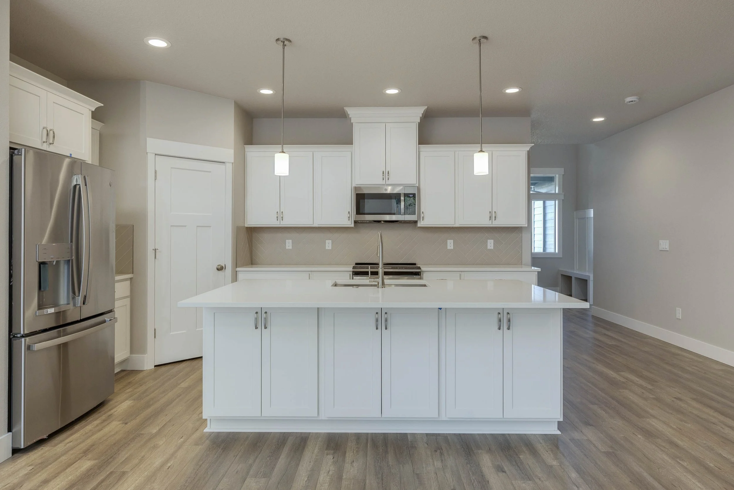 1404 NE Cristine Street, Estacada, Or-8.jpg