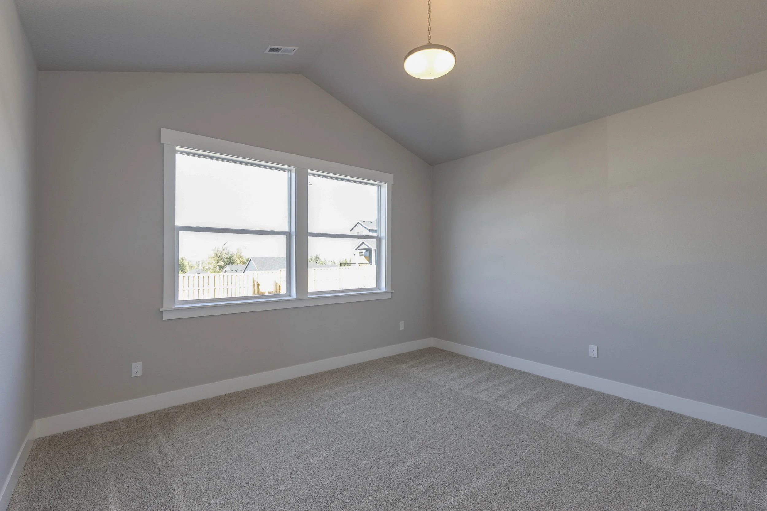 1404 NE Cristine Street, Estacada, Or-25.jpg