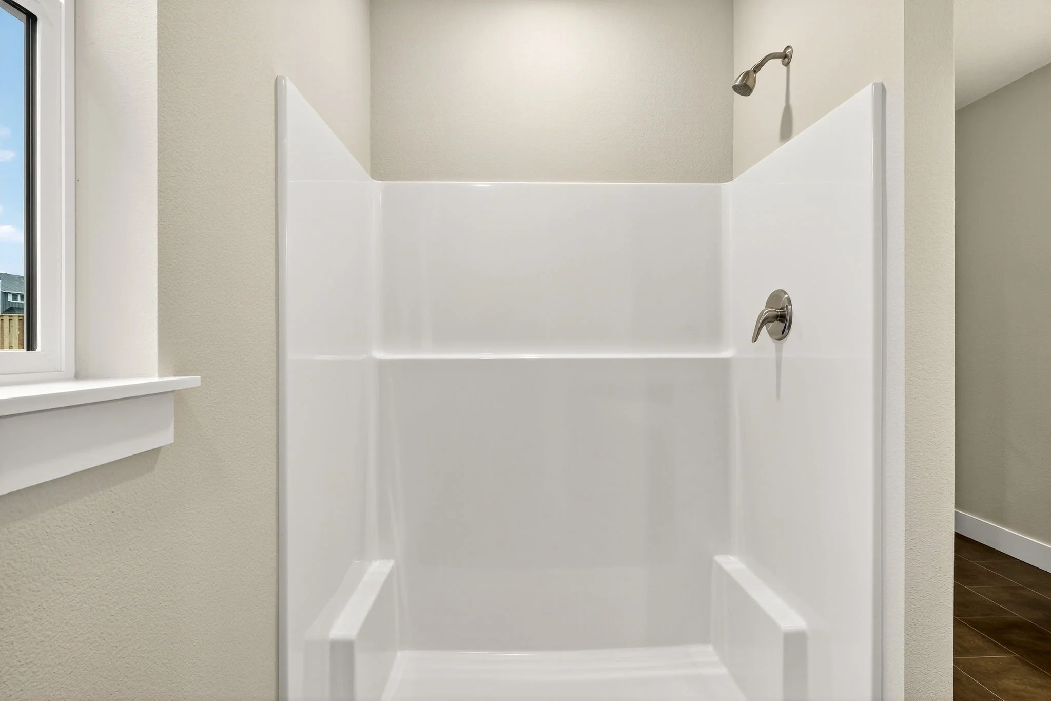 3301 NE Justus Ave-29.jpg