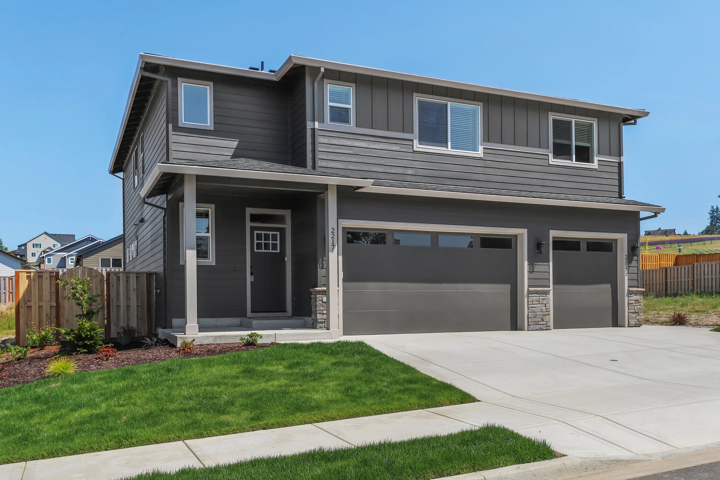 2217 Juniper Circle-4.jpg
