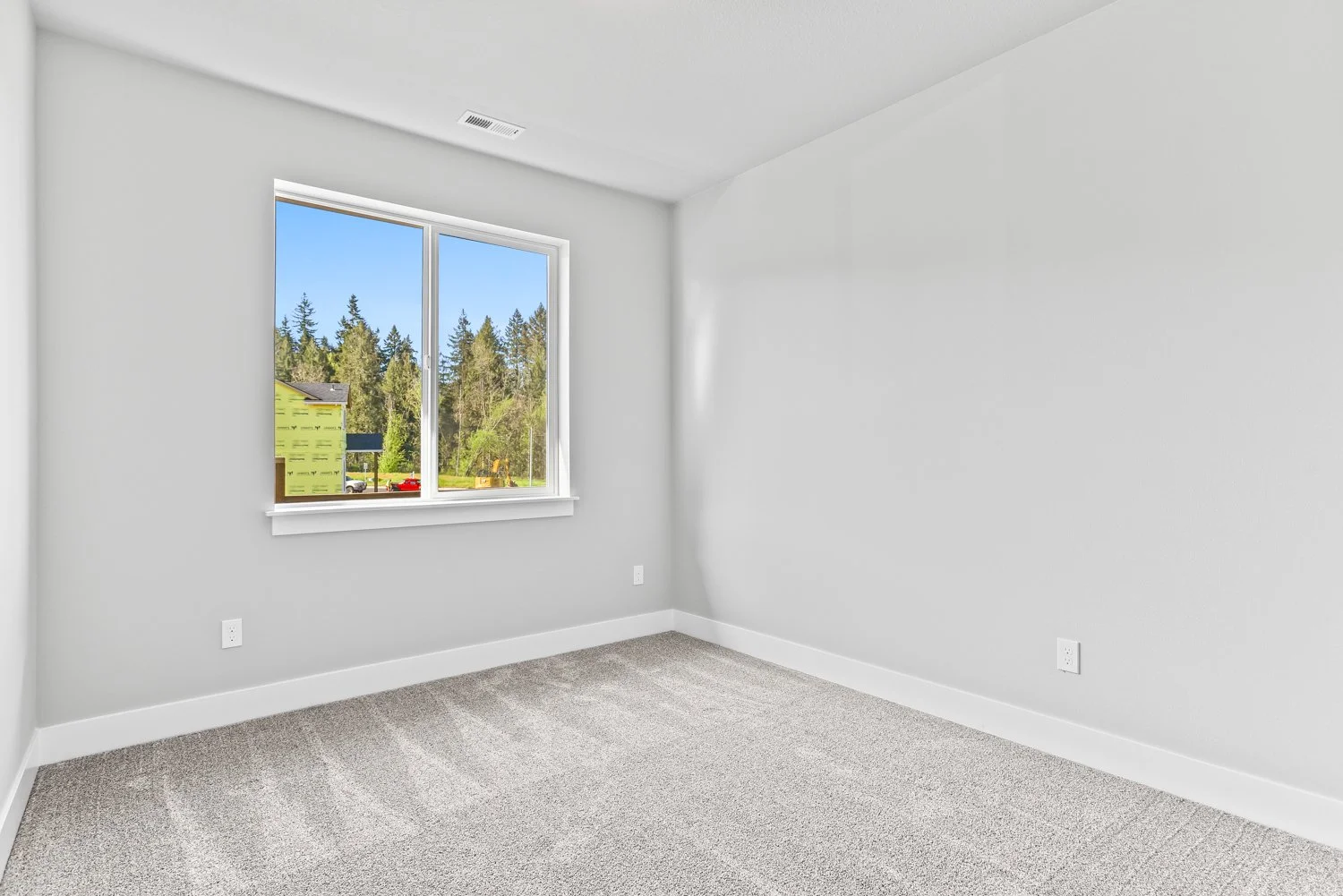 2804 NE Justus Ave - WEB-14.JPG