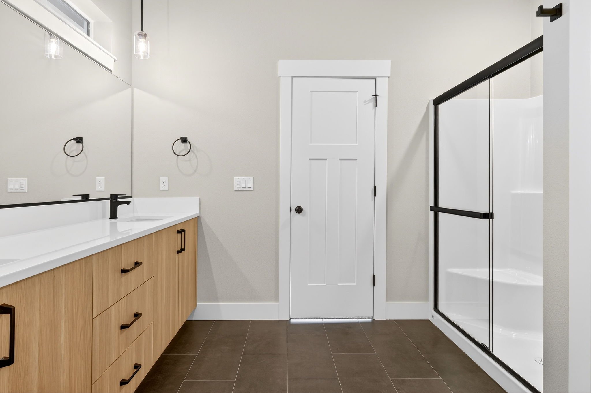 2032 E Otter Lp-27.jpg