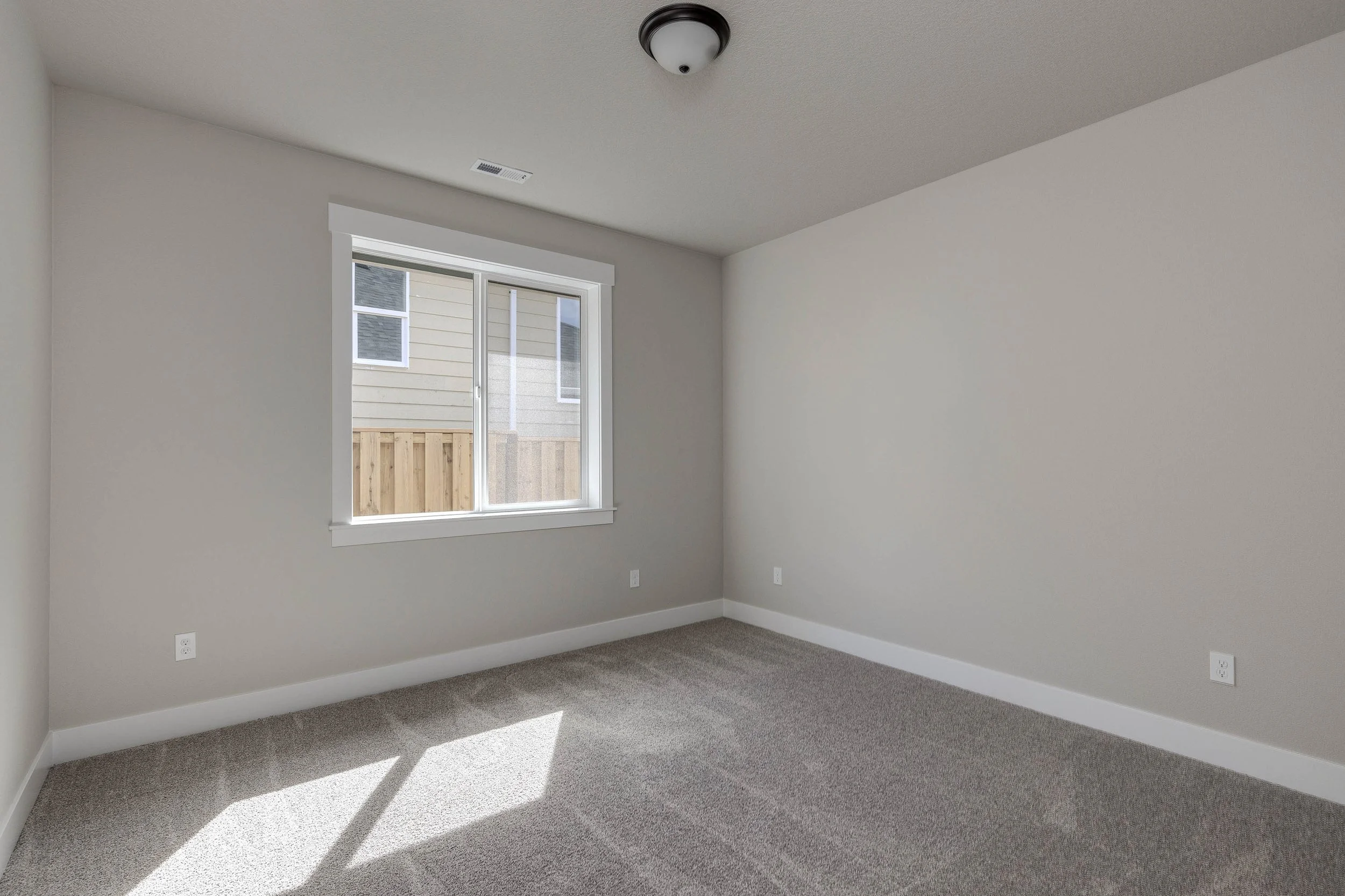 1715 Ne Clayton Drive, Estacada, OR-26.jpg