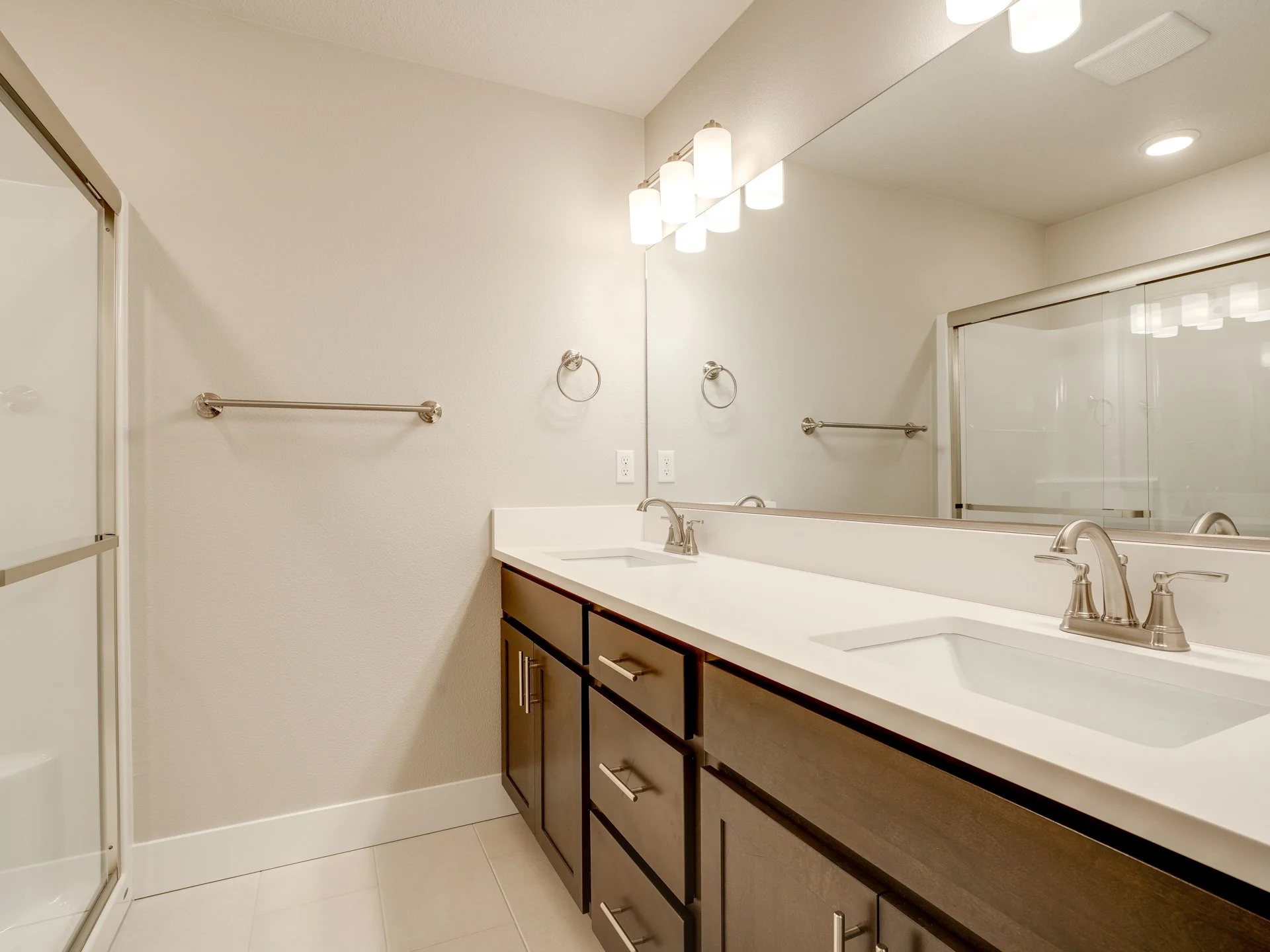 1530 NW 29th Pl - MLS-28.jpg