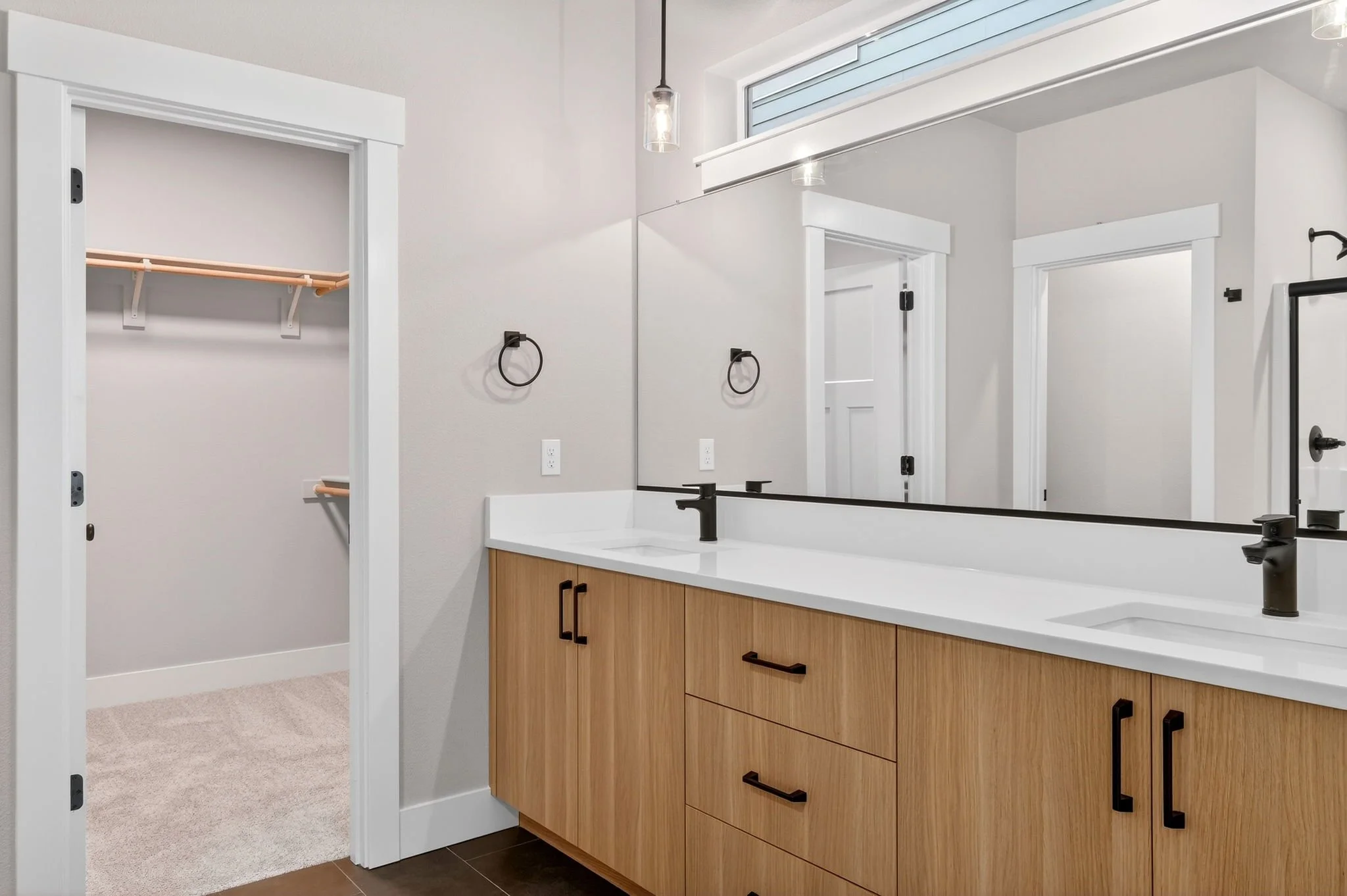 2032 E Otter Lp-25.jpg