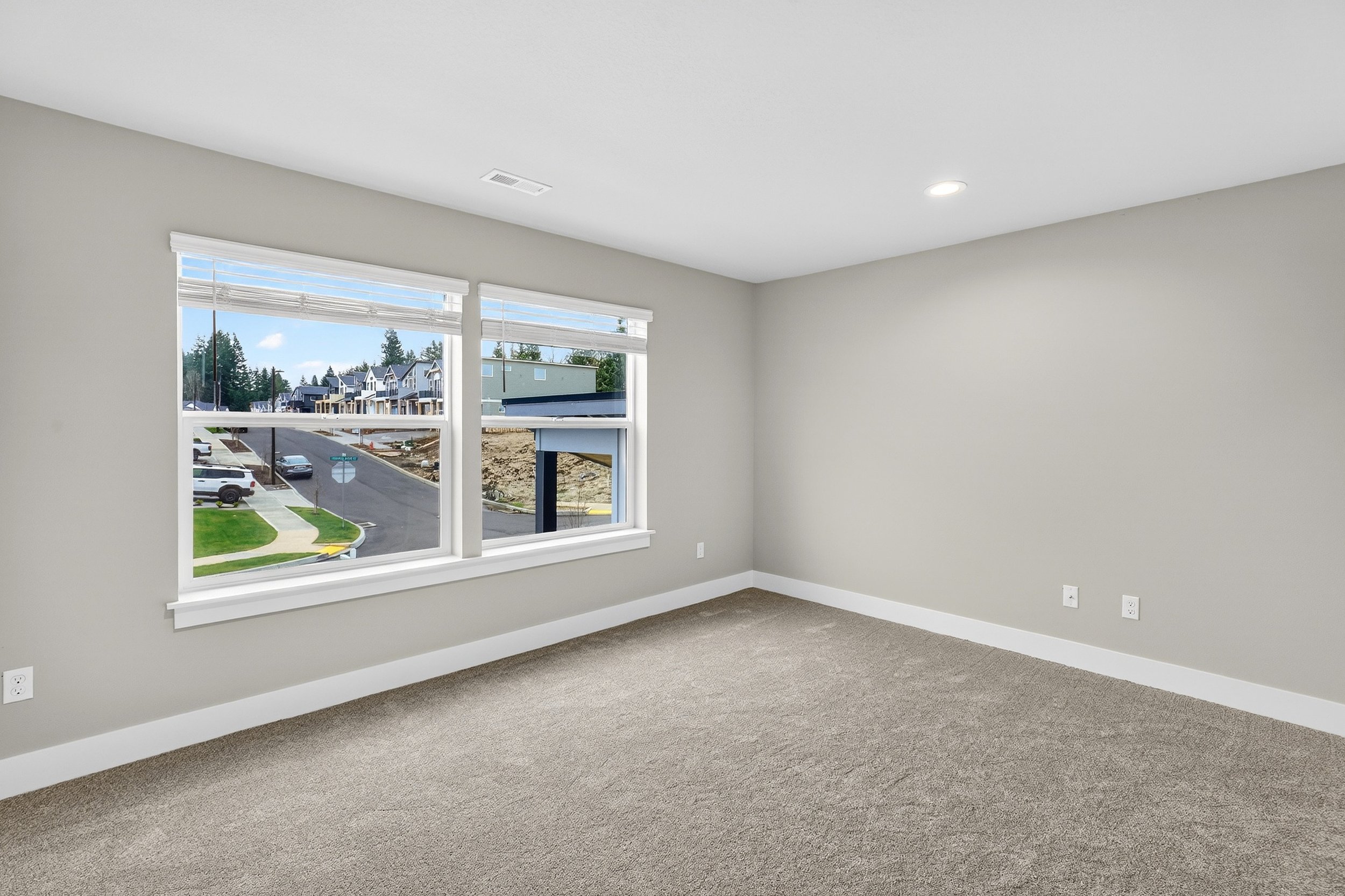 18865 Crooked River St-41.jpg