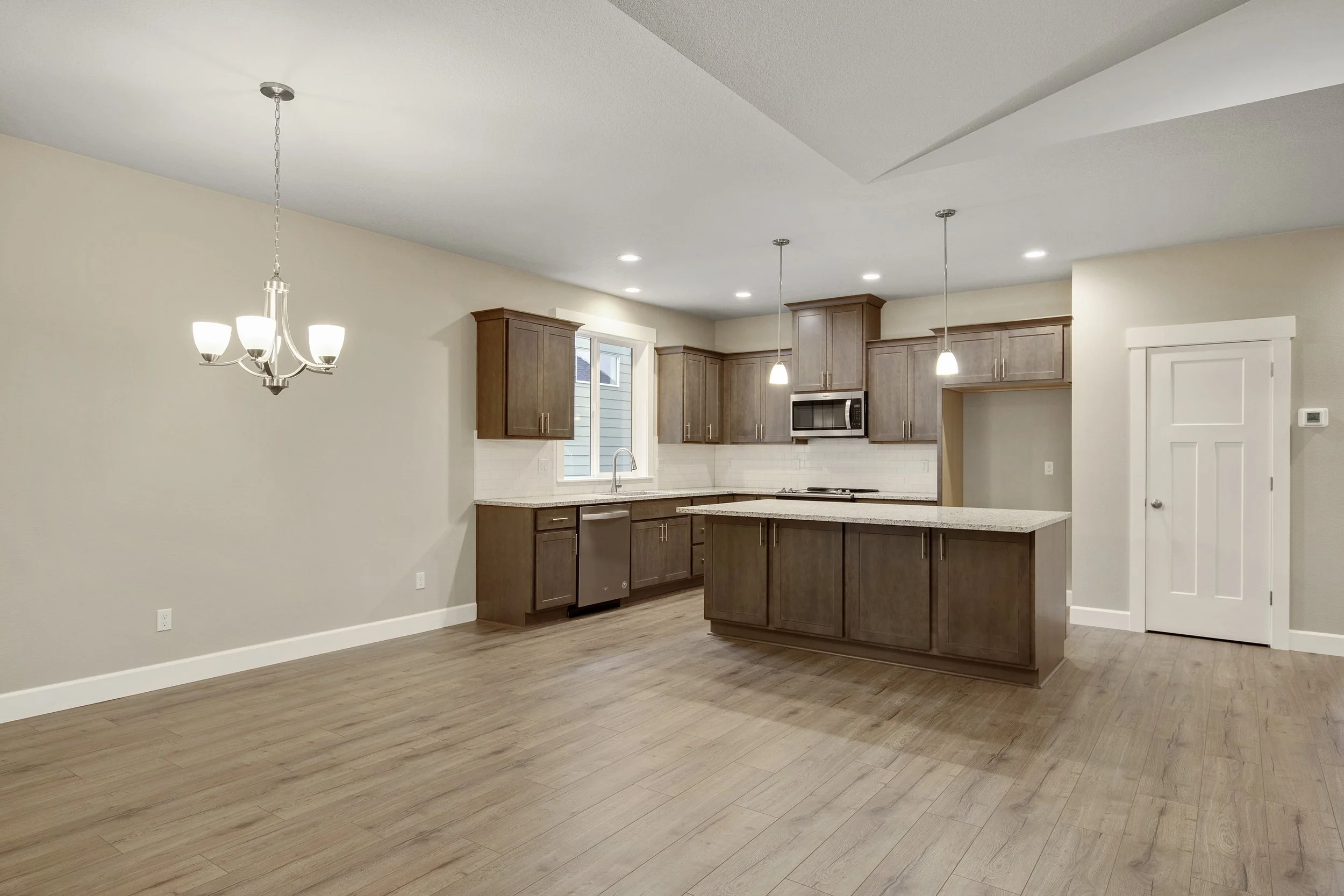 Cascadia Ridge 1212-1228-53.jpg