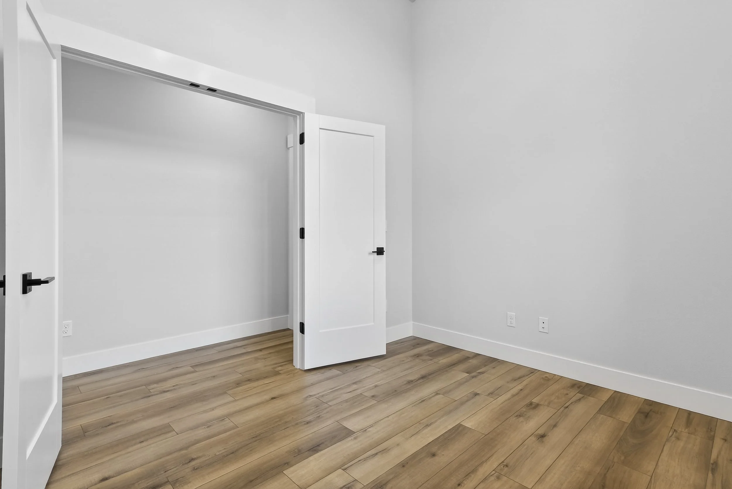 18815 Crooked River St-36.jpg