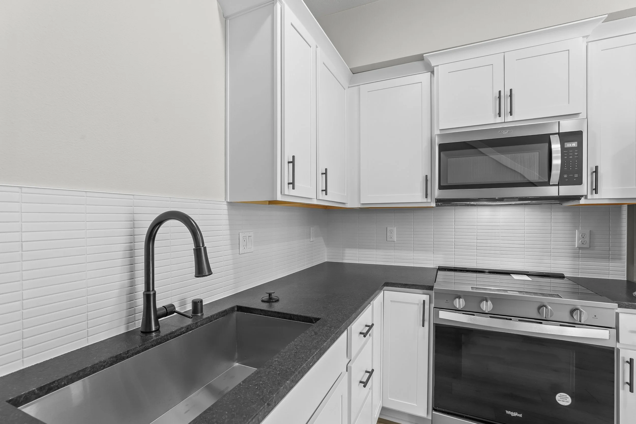 2217 Juniper Circle-56.jpg