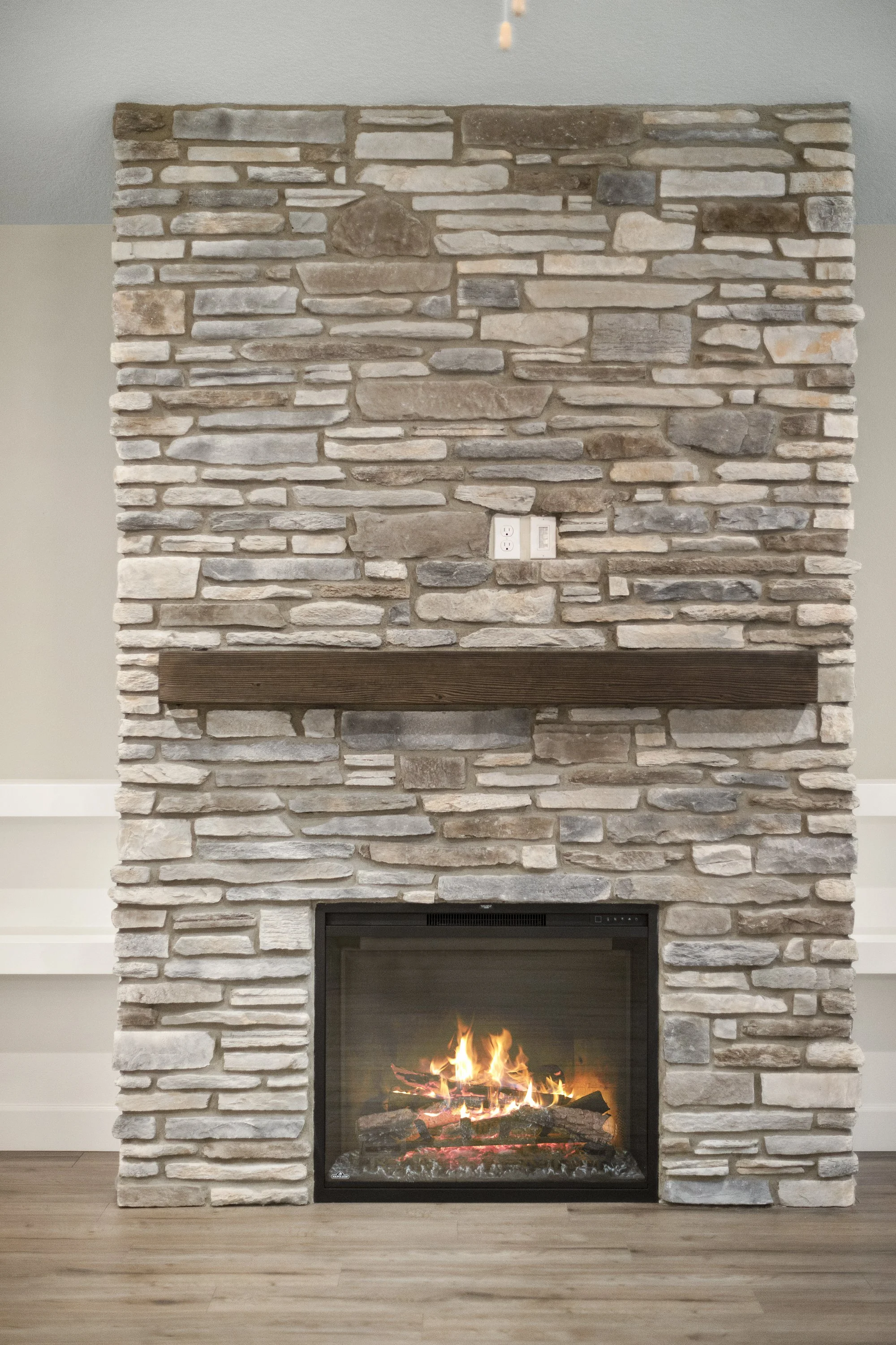 Cascadia Ridge 1212-1228-70.jpg
