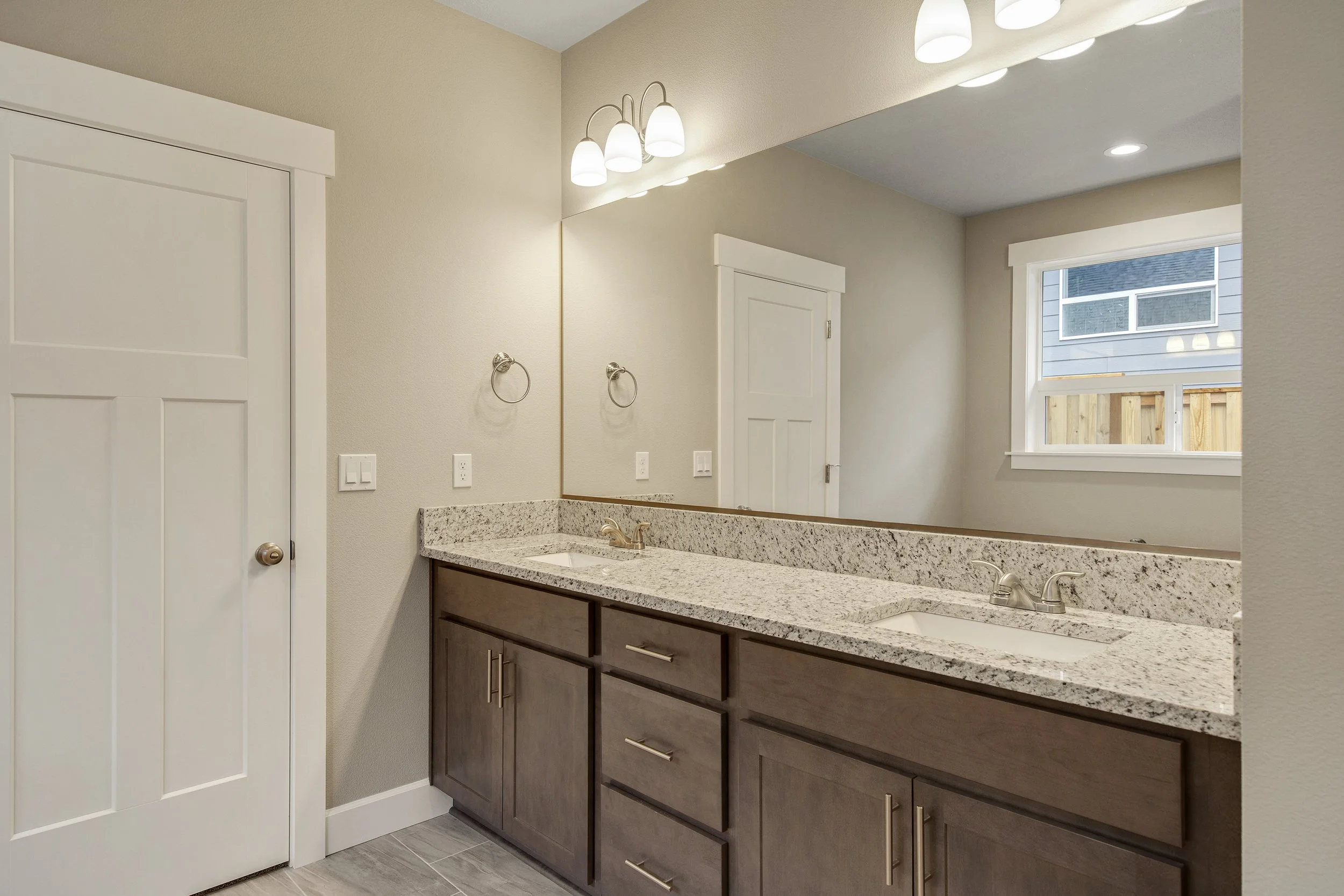 Cascadia Ridge 1212-1228-62.jpg