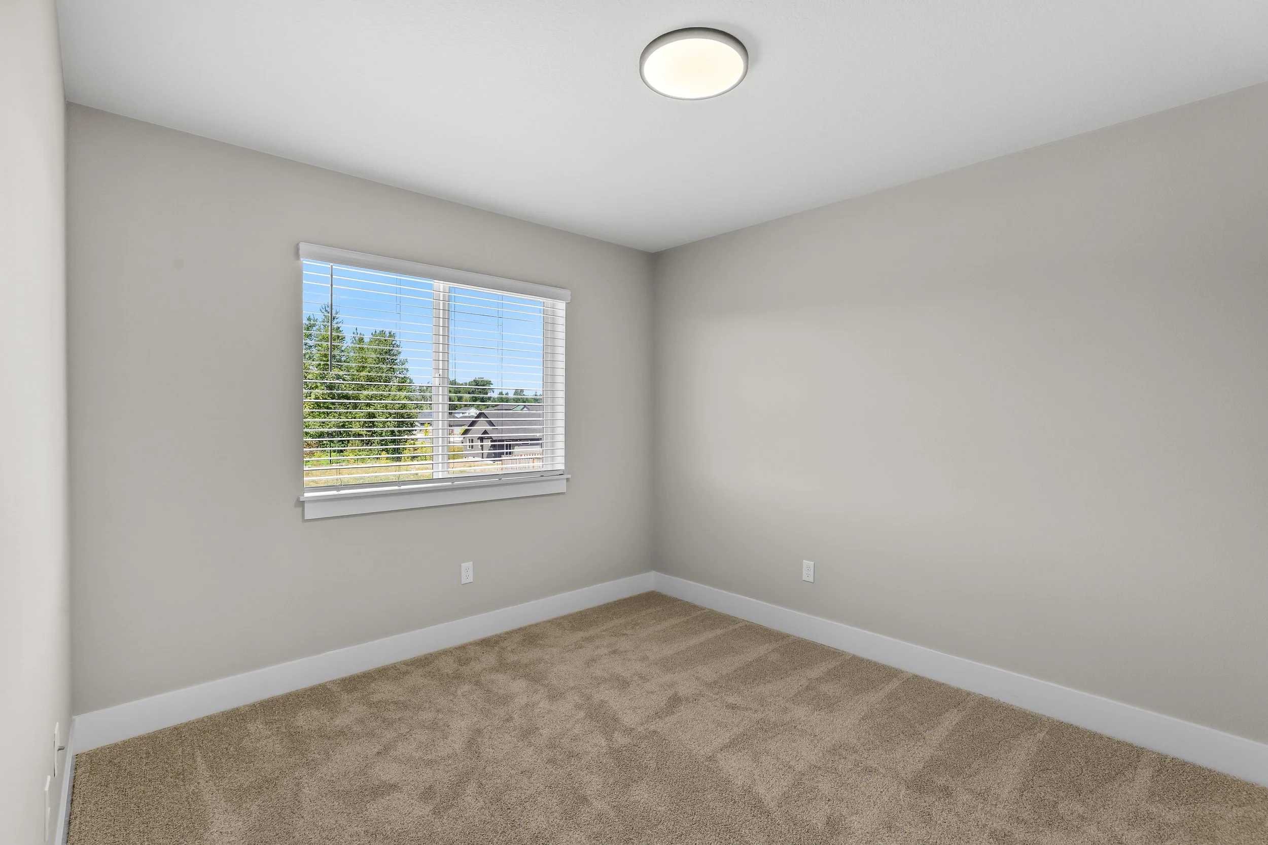 2217 Juniper Circle-35.jpg