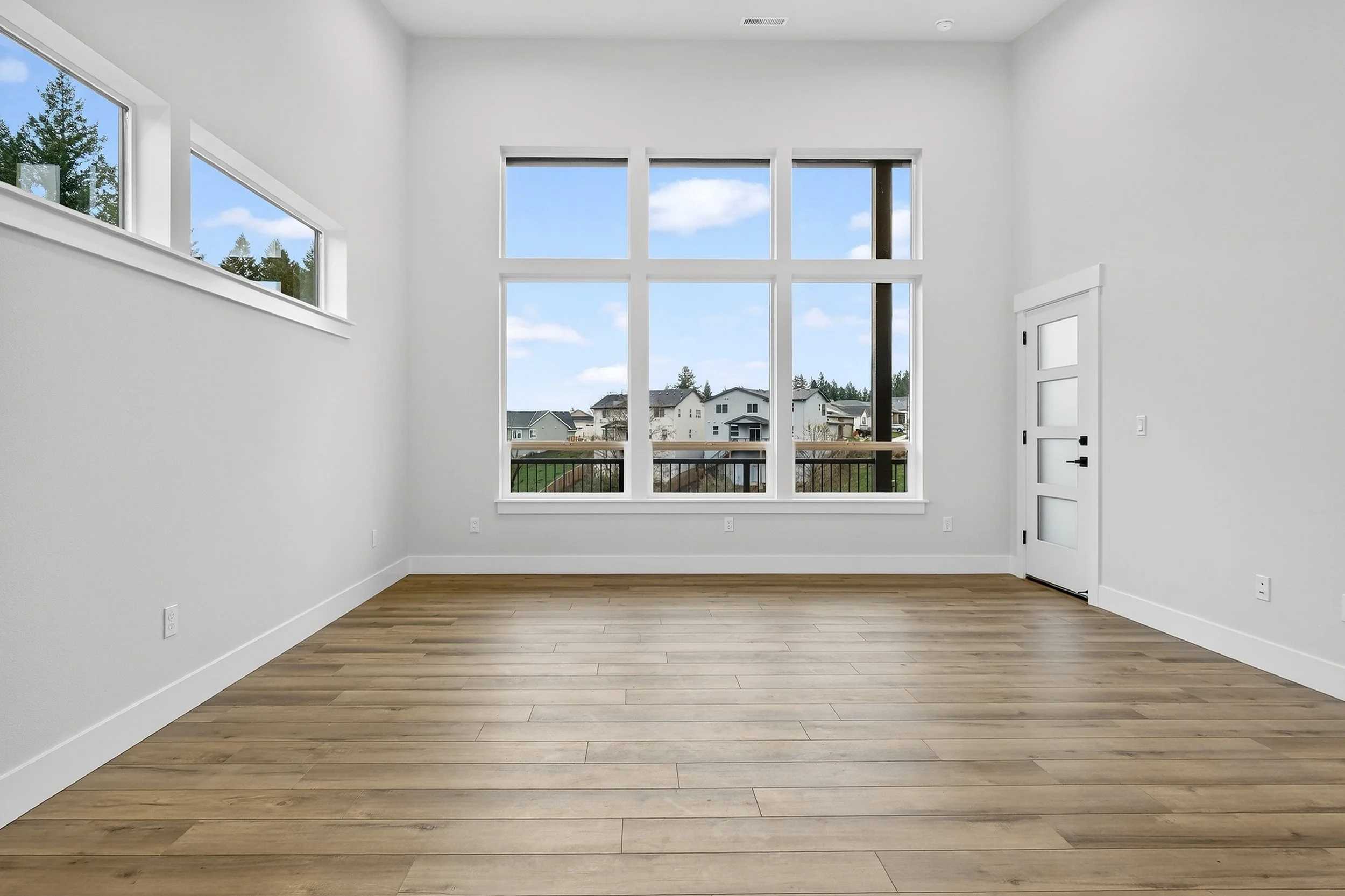 18815 Crooked River St-25.jpg