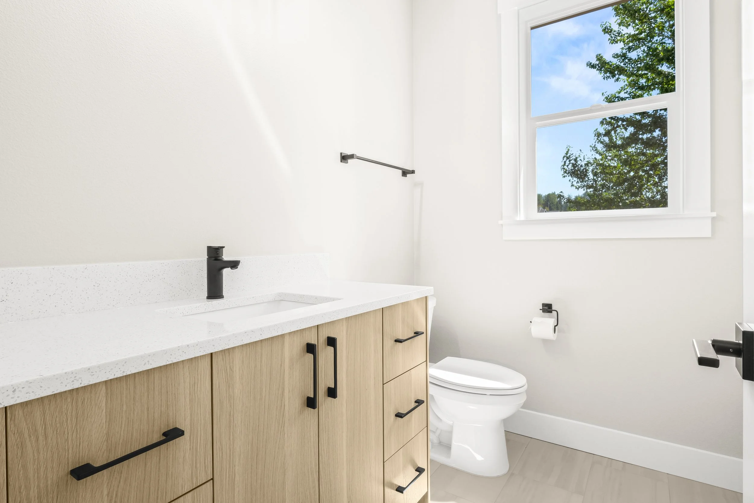 2020 E Badger Way-30.JPG