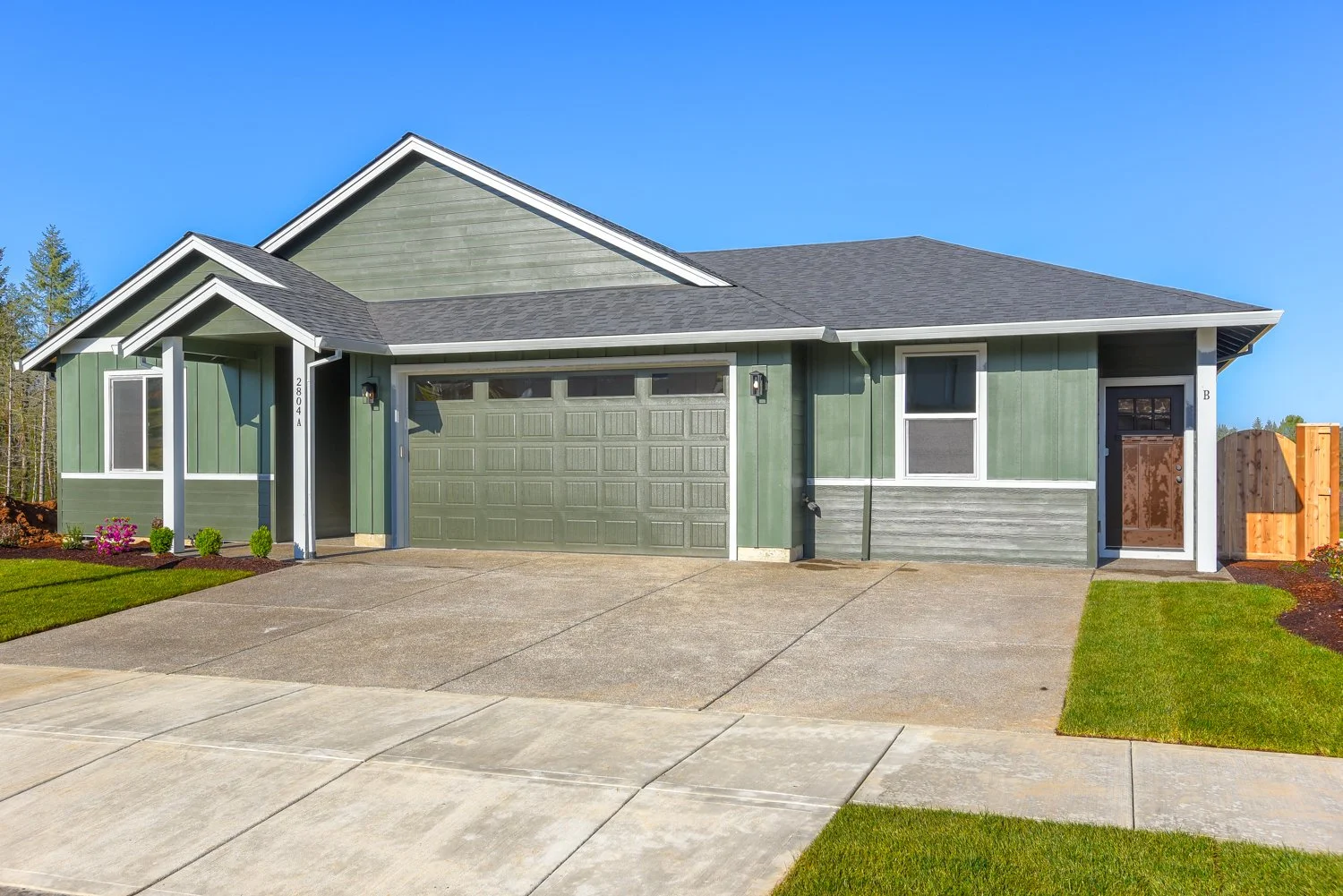 2804 NE Justus Ave - WEB-4.JPG