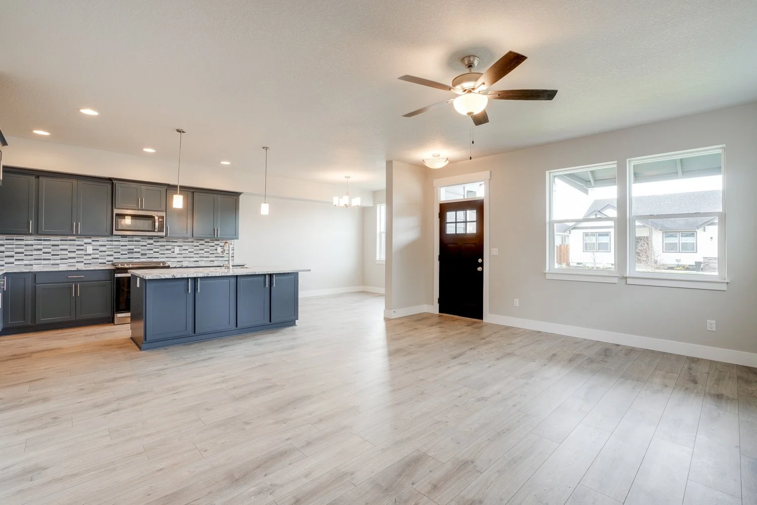 2928 NW 16th St - WEB-8.jpg