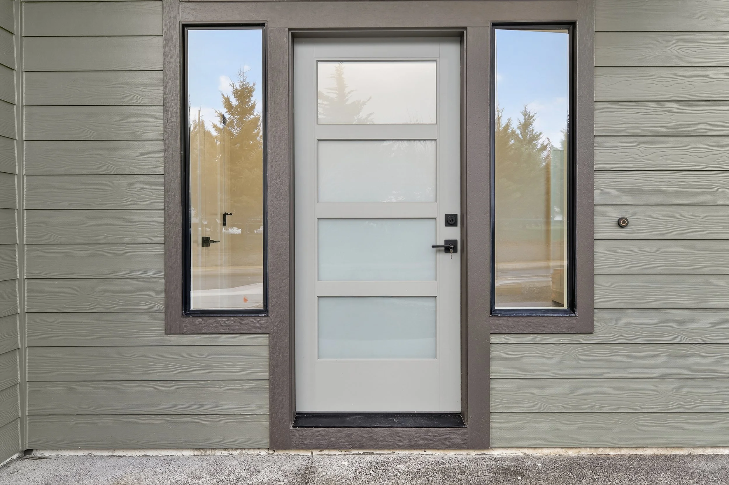 18815 Crooked River St-5.jpg