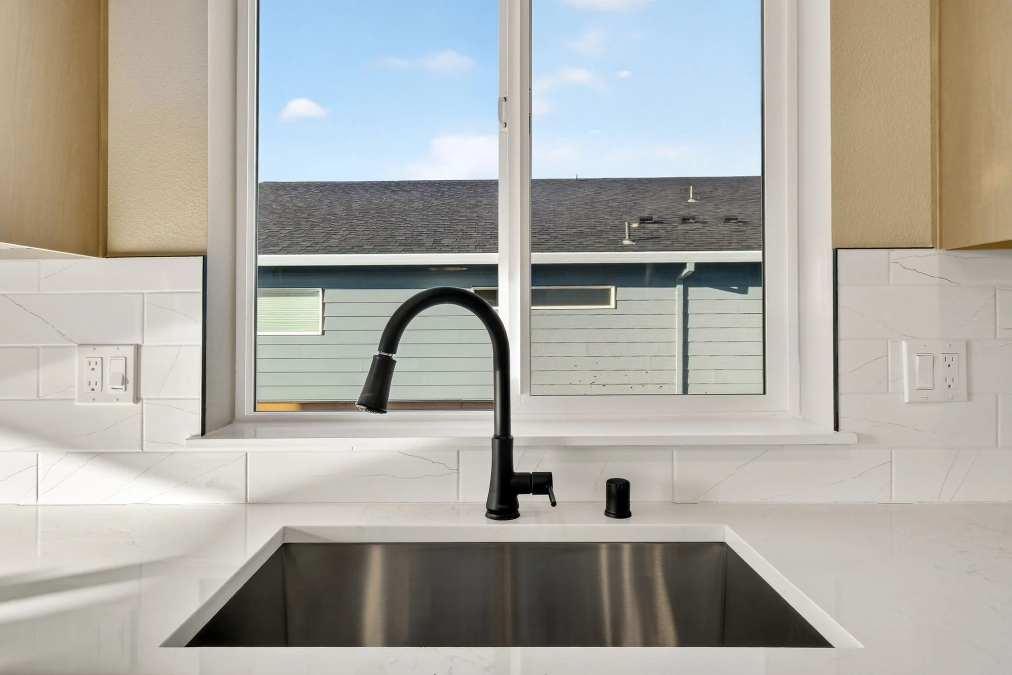 2240 E Otter Lp-20.jpg