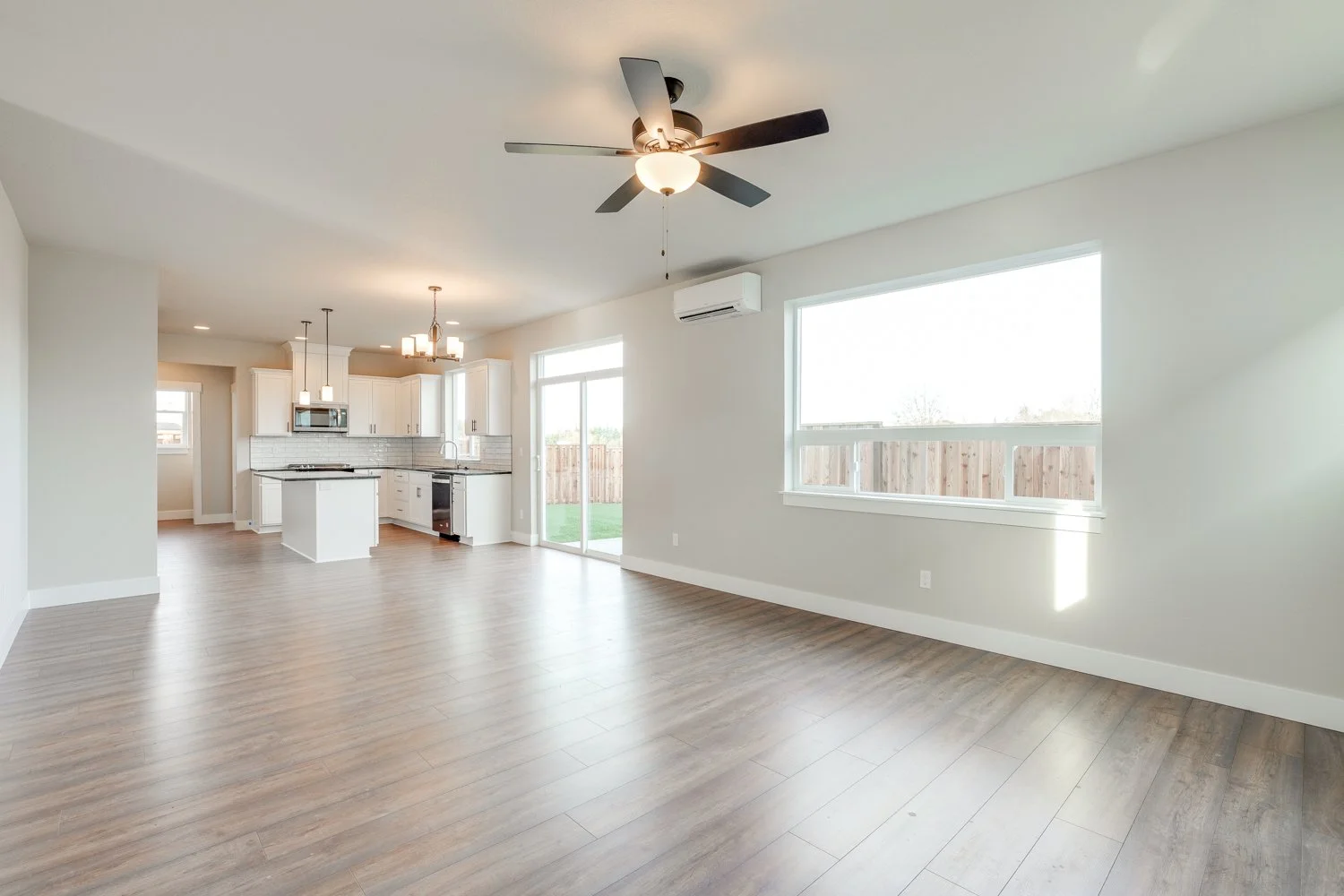 1526 NW 29th Pl - WEB-11.jpg