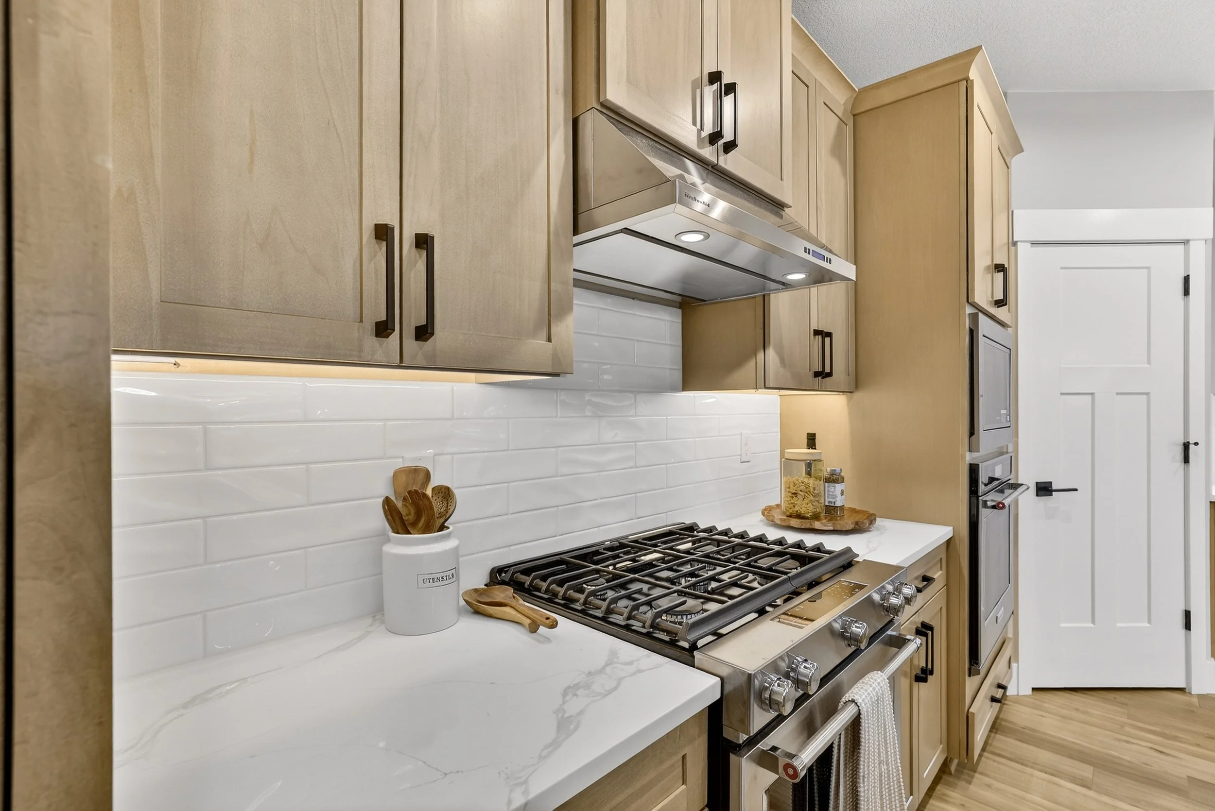 41865 Deschutes Ave-13.jpg