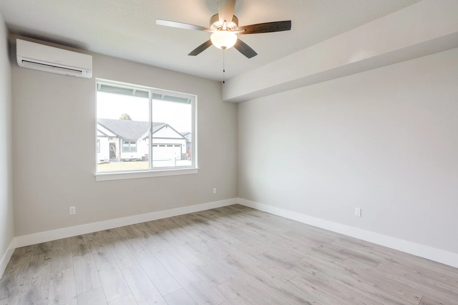 2928 NW 16th St - WEB-30.jpg