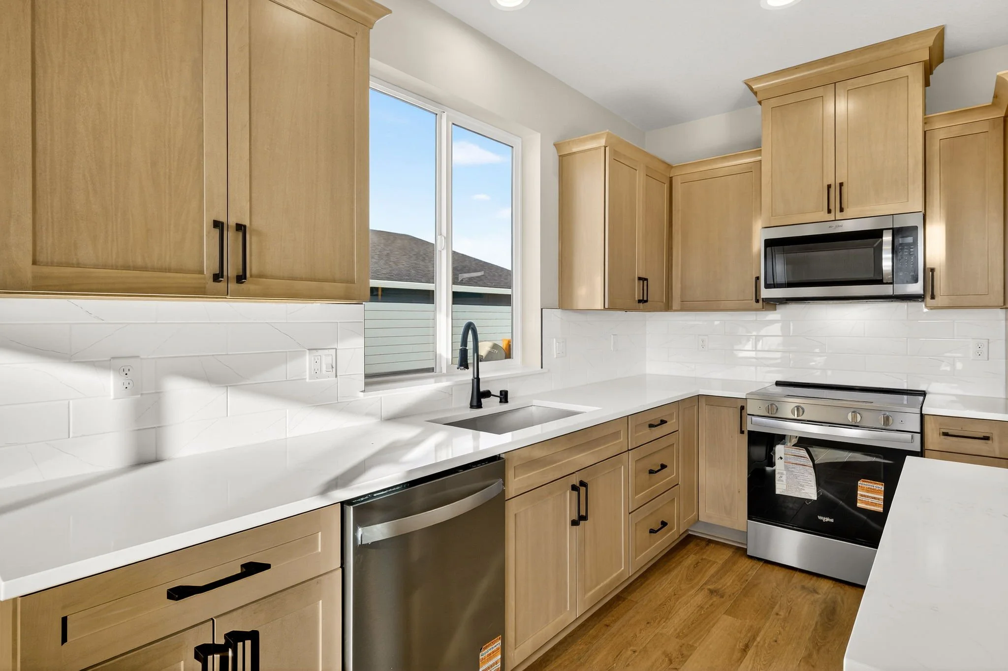 2240 E Otter Lp-16.jpg