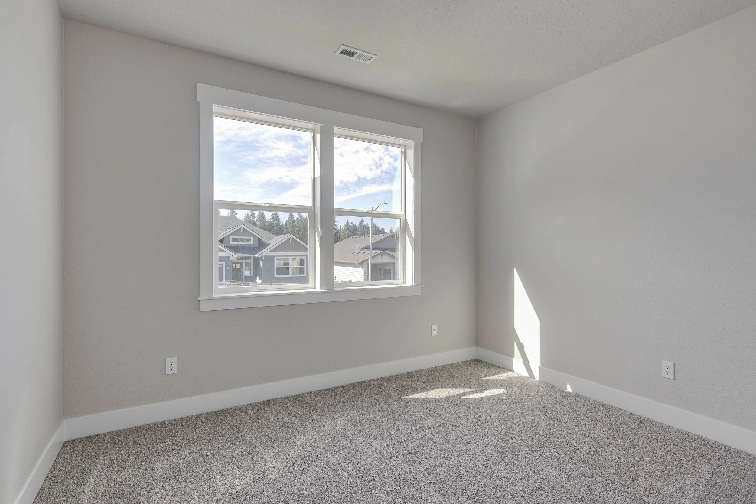 1715 Ne Clayton Drive, Estacada, OR-22.jpg