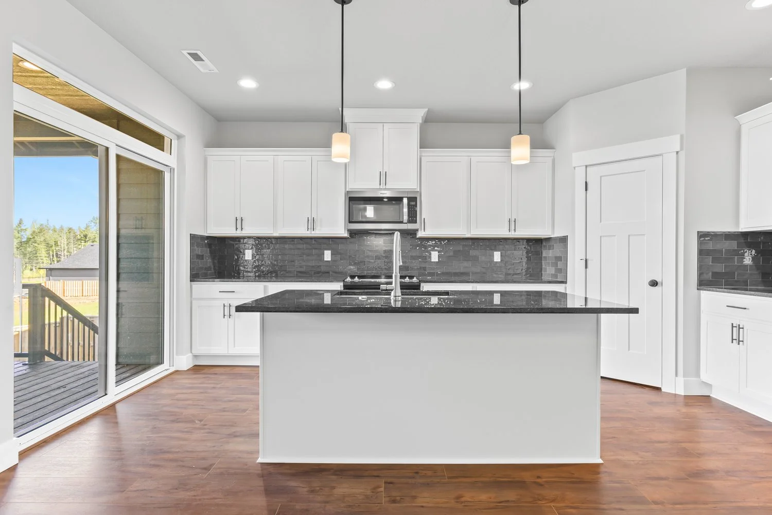 2804 NE Justus Ave - WEB-23.JPG