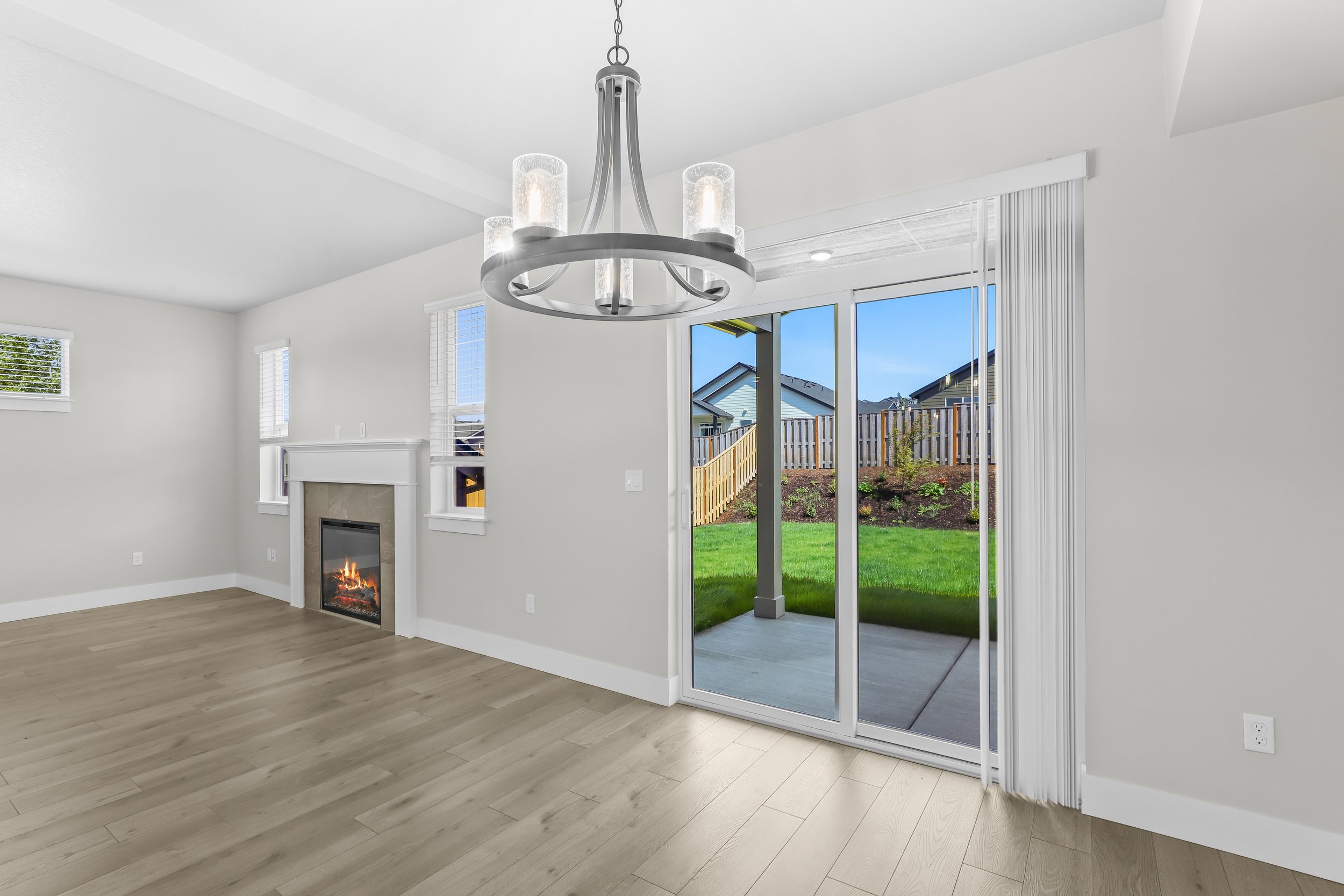 2217 Juniper Circle-18.jpg