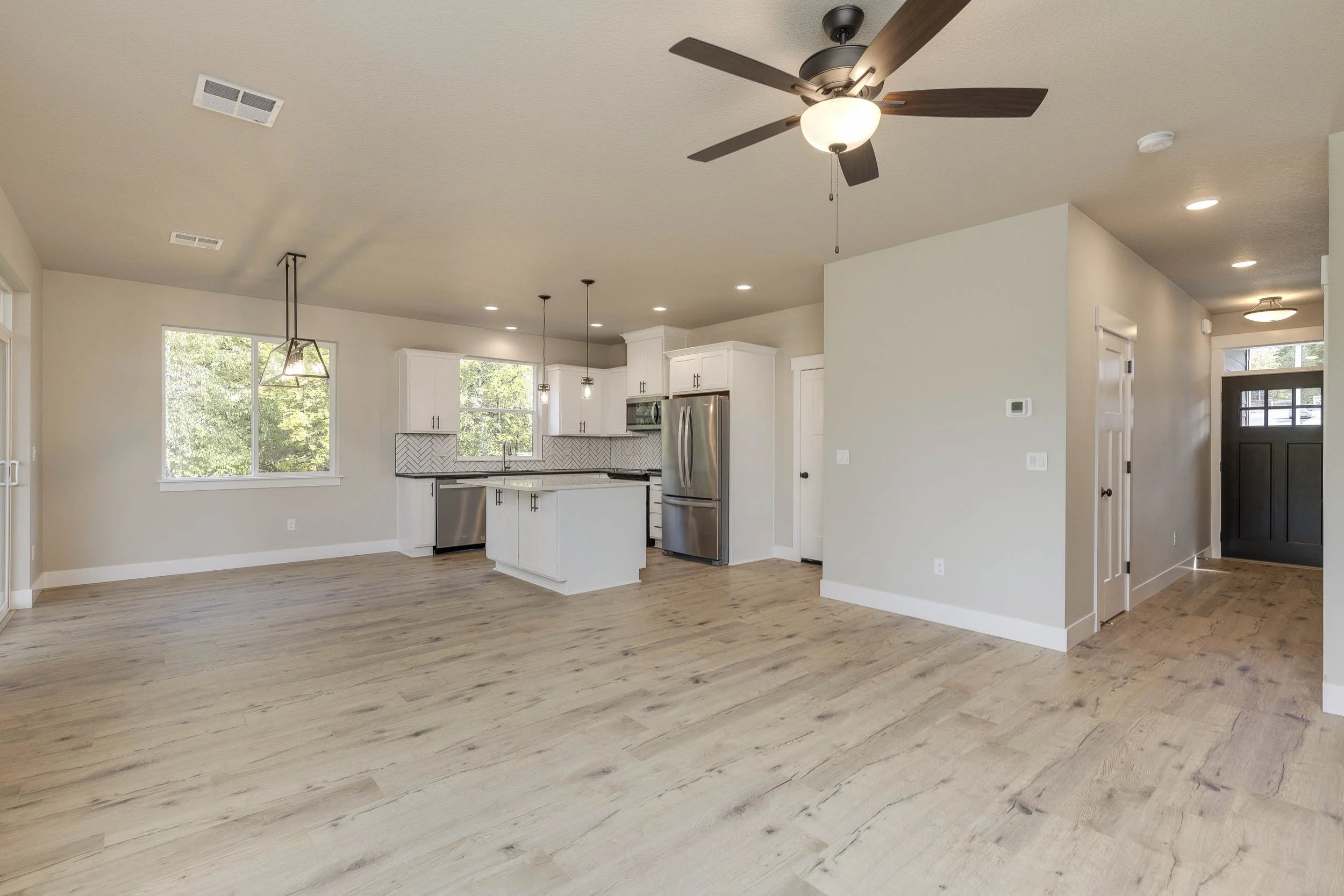 1343 NE Henderson Terr, Estacada, OR-11.jpg
