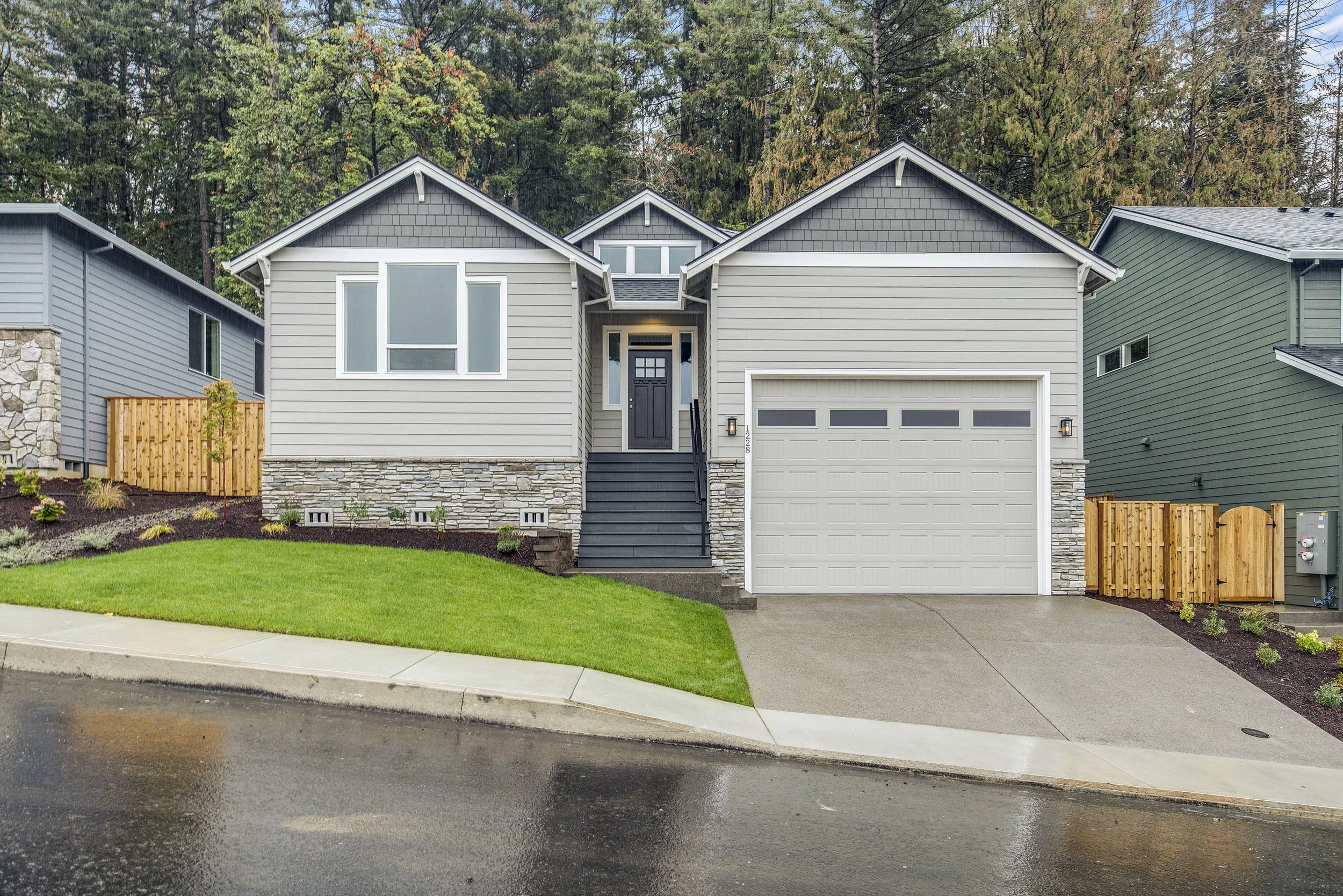 Cascadia Ridge 1212-1228-75.jpg