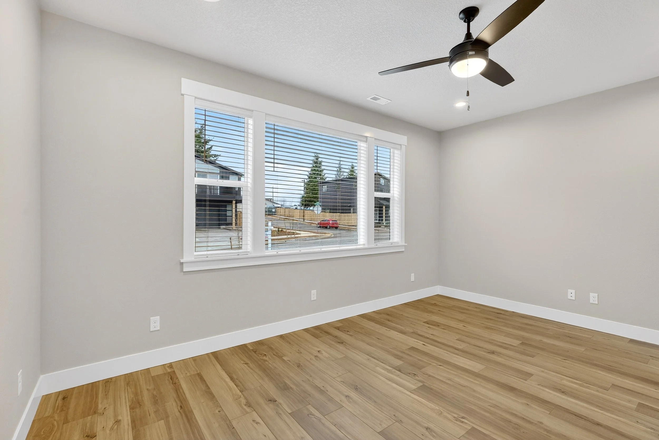 41865 Deschutes Ave-8.jpg