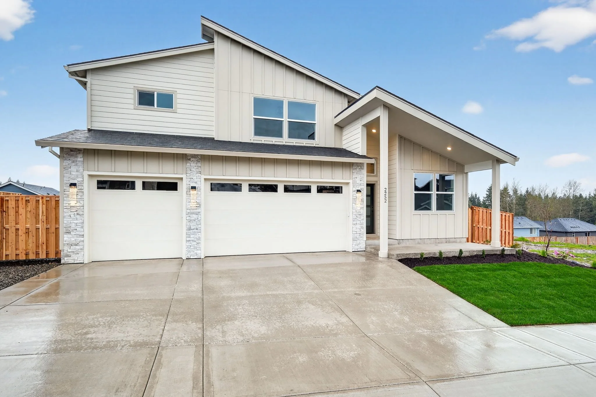 2252 E Otter Lp-4.jpg
