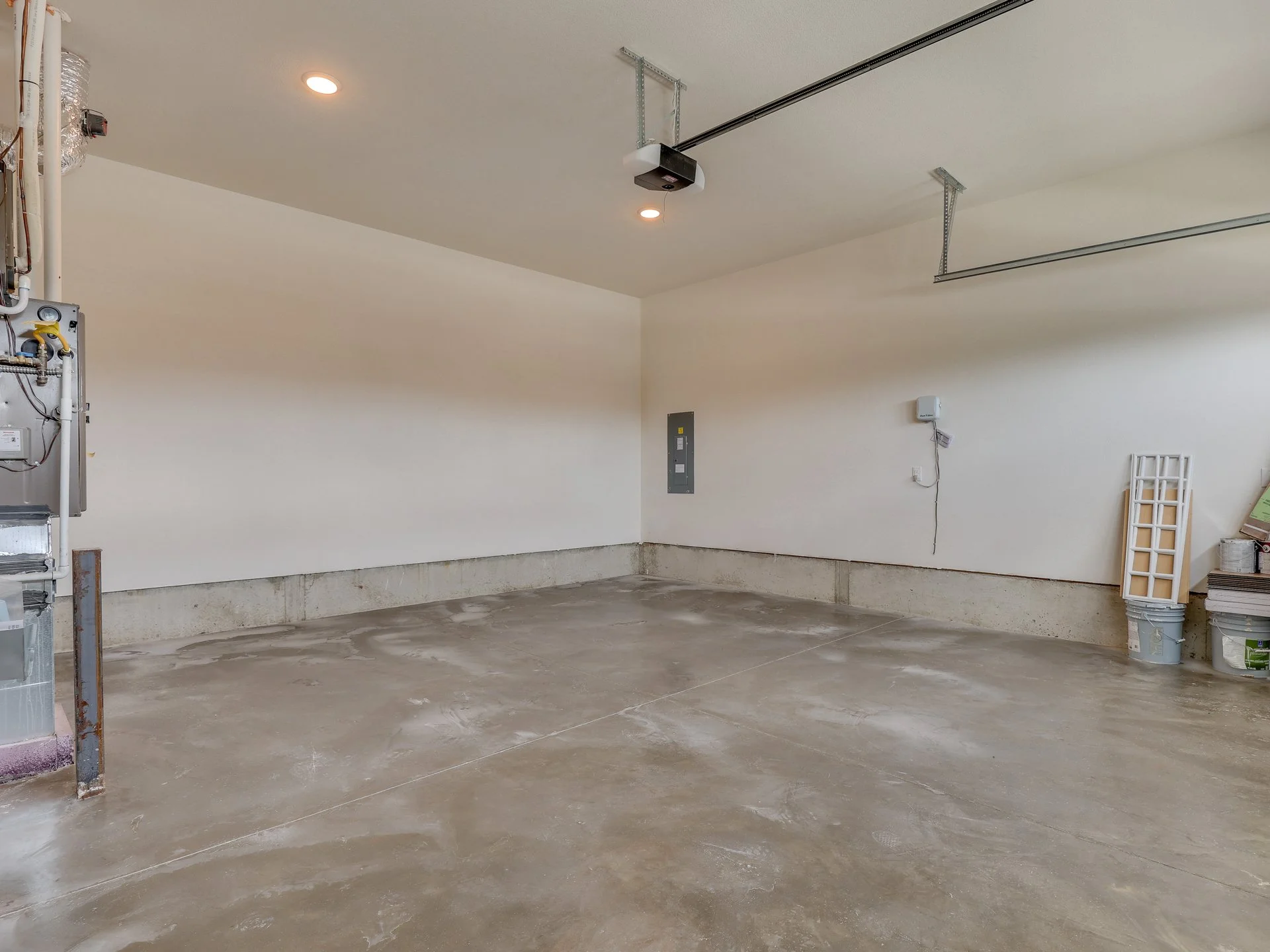 1723 NW 27th Ave - MLS-39.jpg