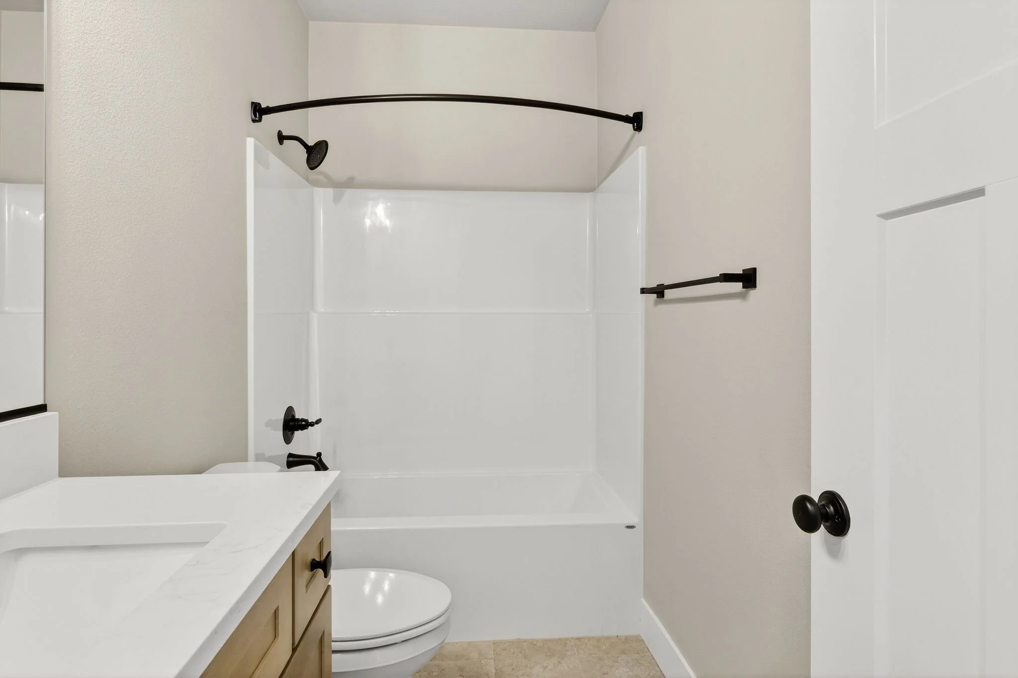 2240 E Otter Lp-35.jpg