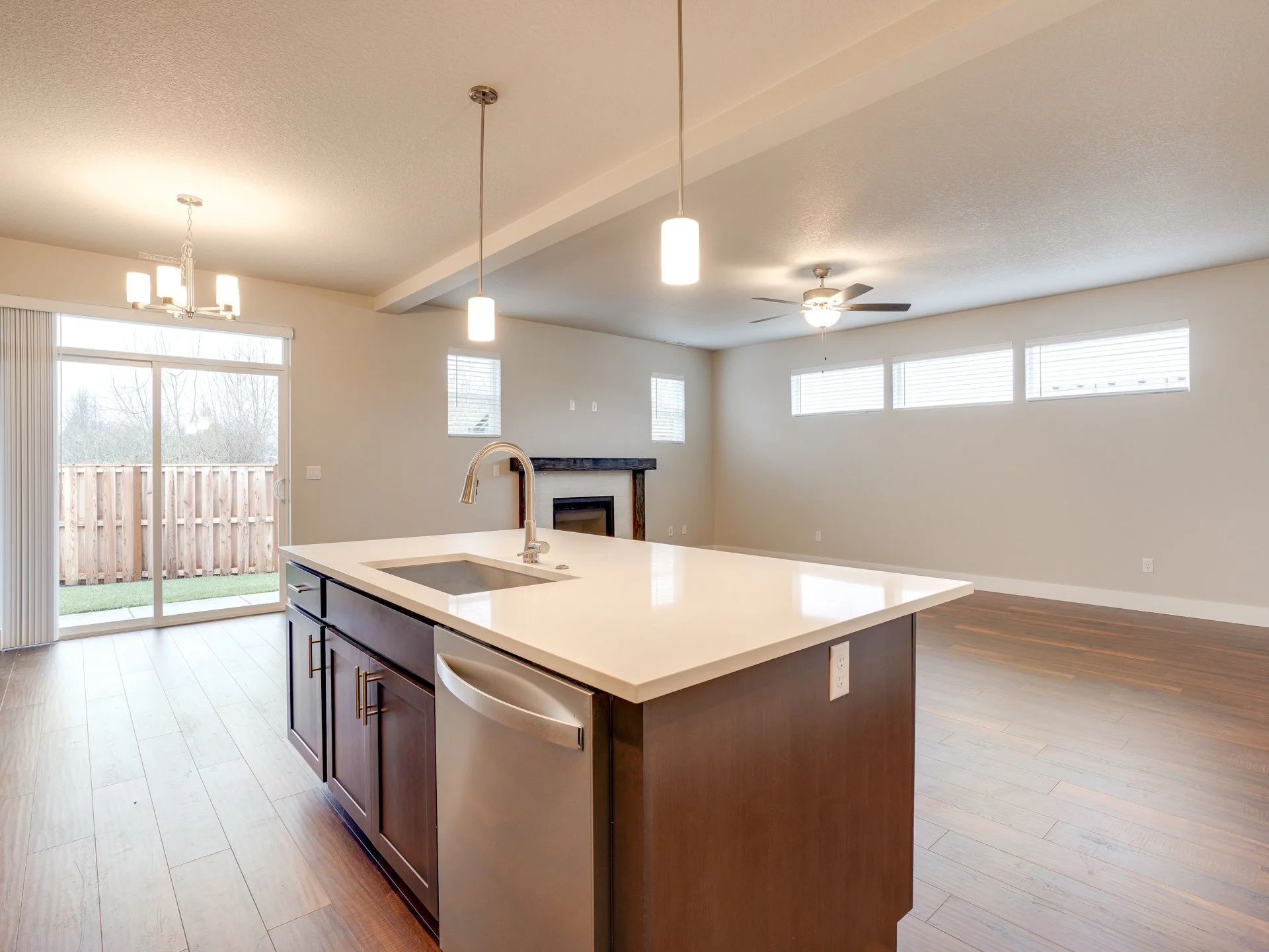 1530 NW 29th Pl - MLS-16.jpg