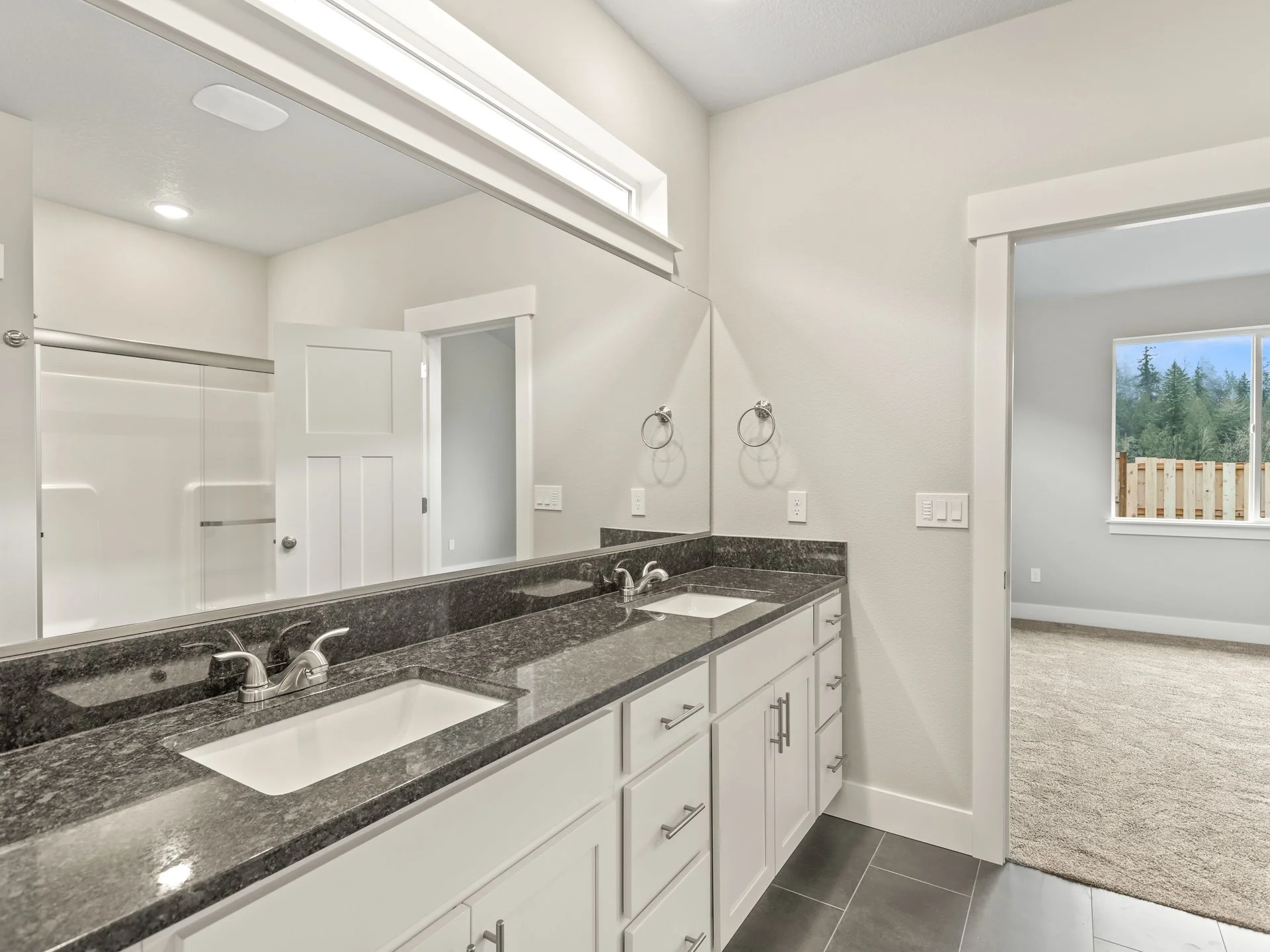 652 NE Pinebreak Dr - MLS-34.jpg