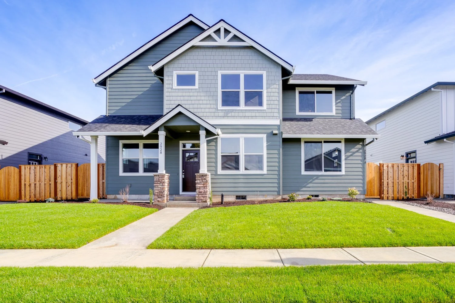 2928 NW 16th St - WEB-1.jpg