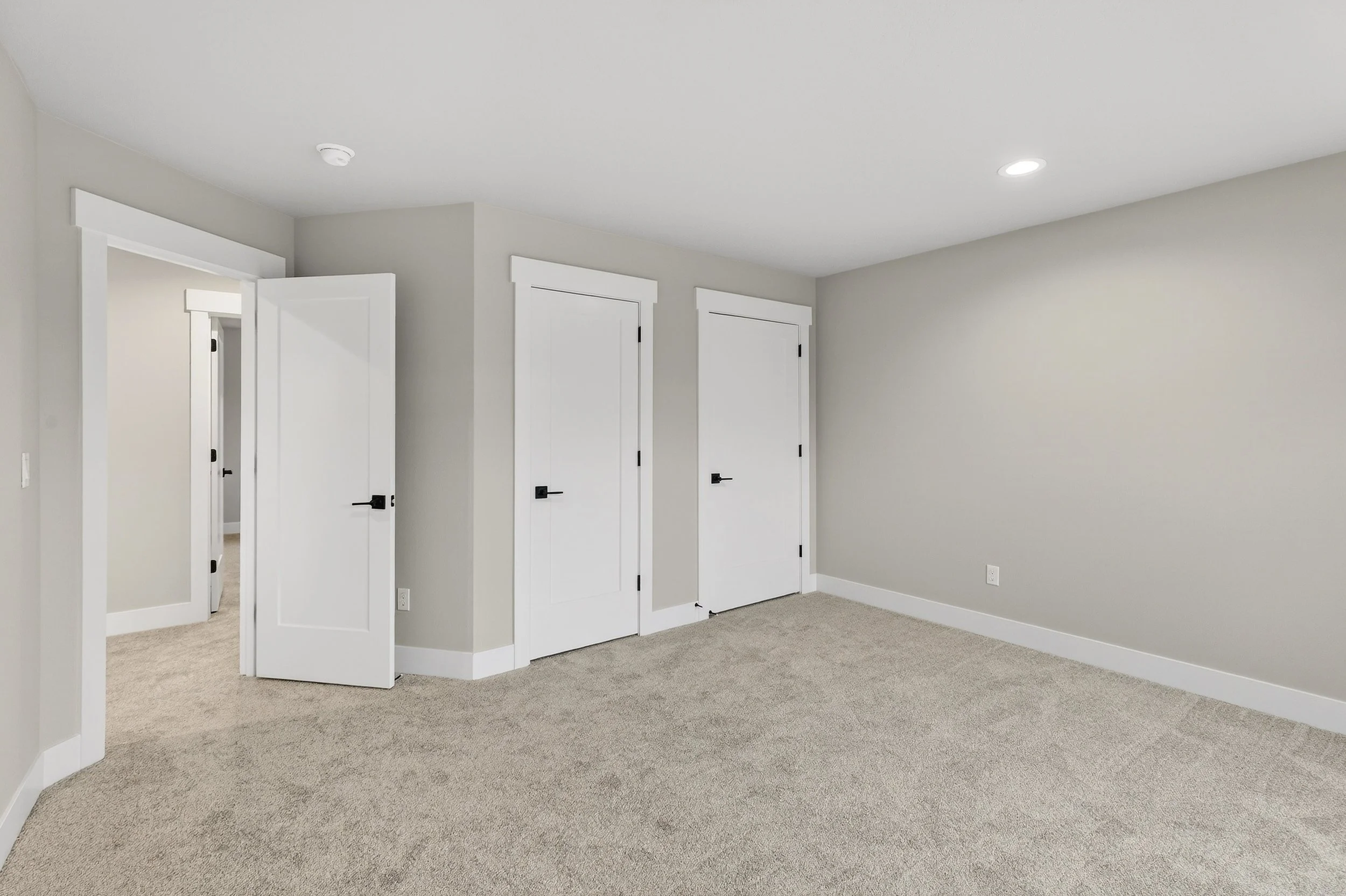 18865 Crooked River St-43.jpg