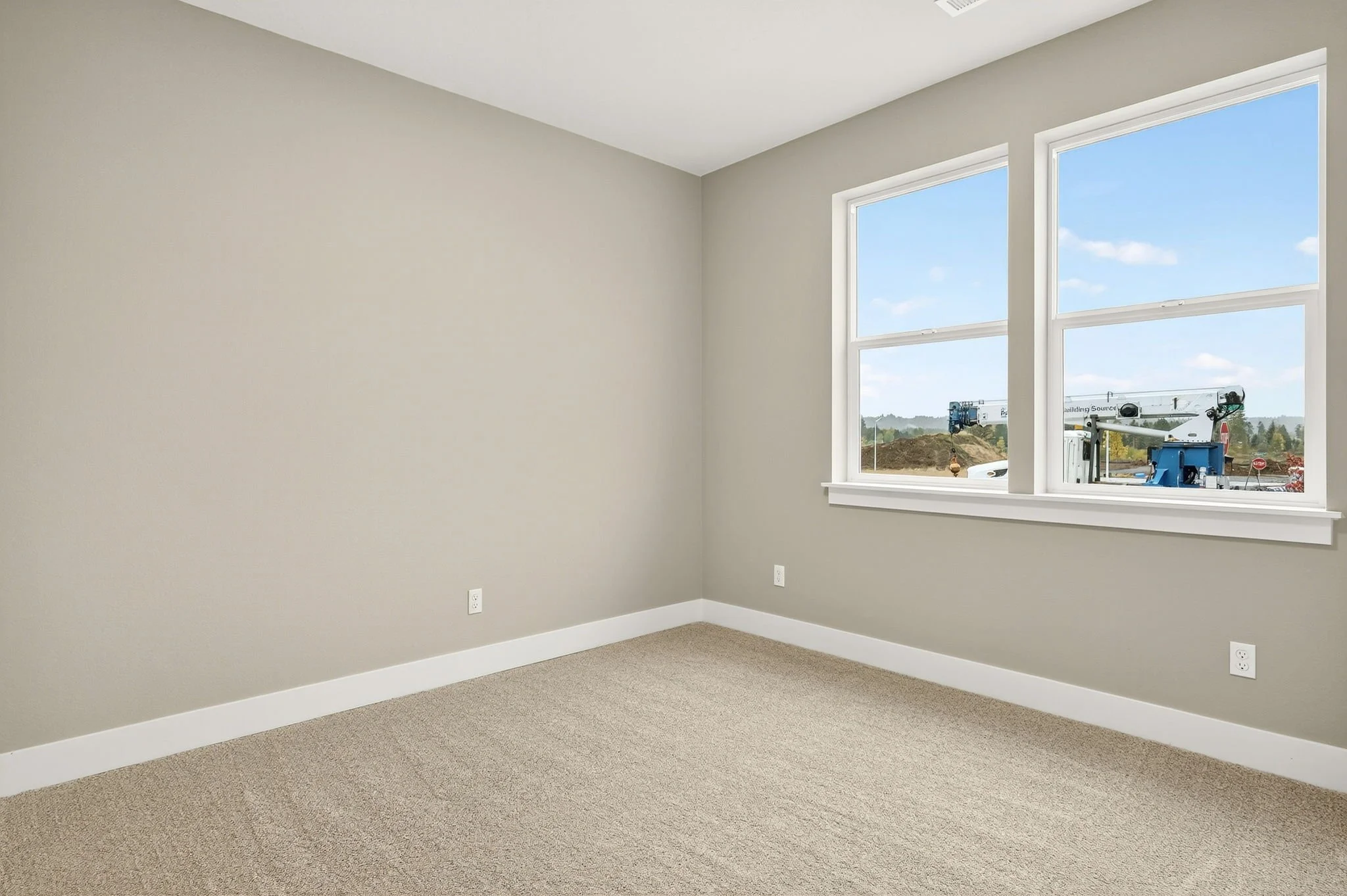 3301 NE Justus Ave-31.jpg