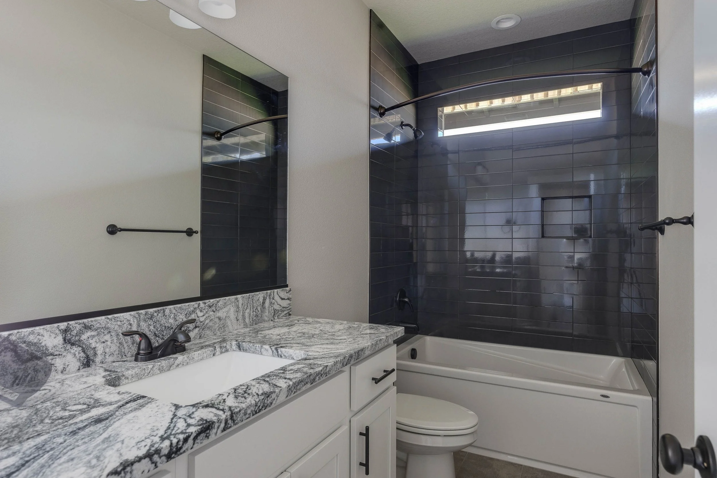 1715 Ne Clayton Drive, Estacada, OR-27.jpg