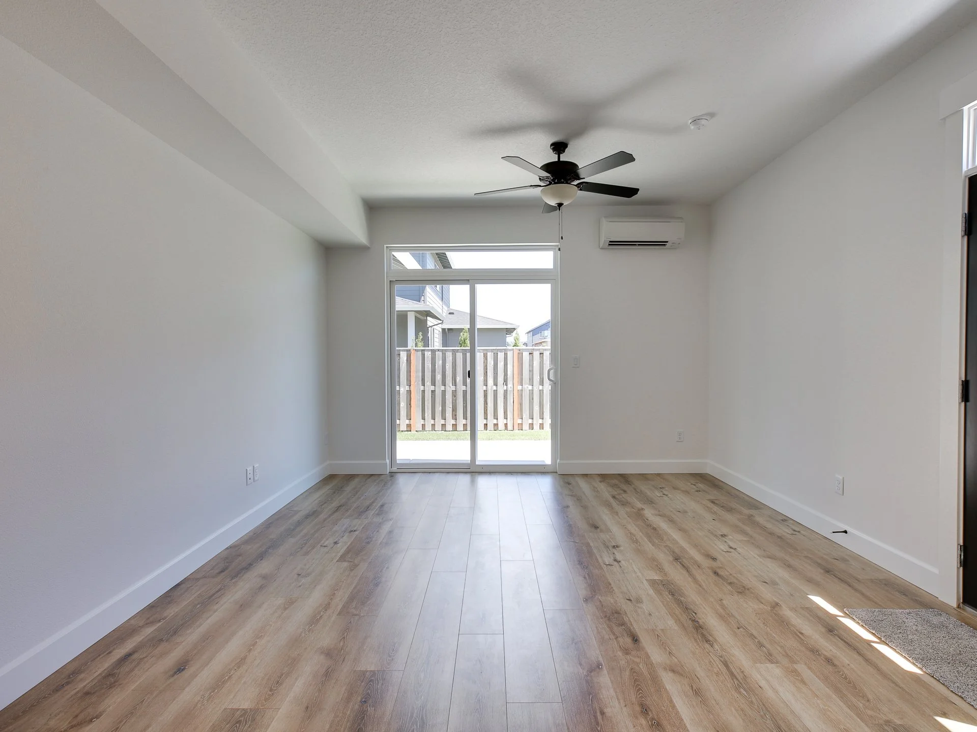 1719 NW 27th Ave - MLS-37.jpg